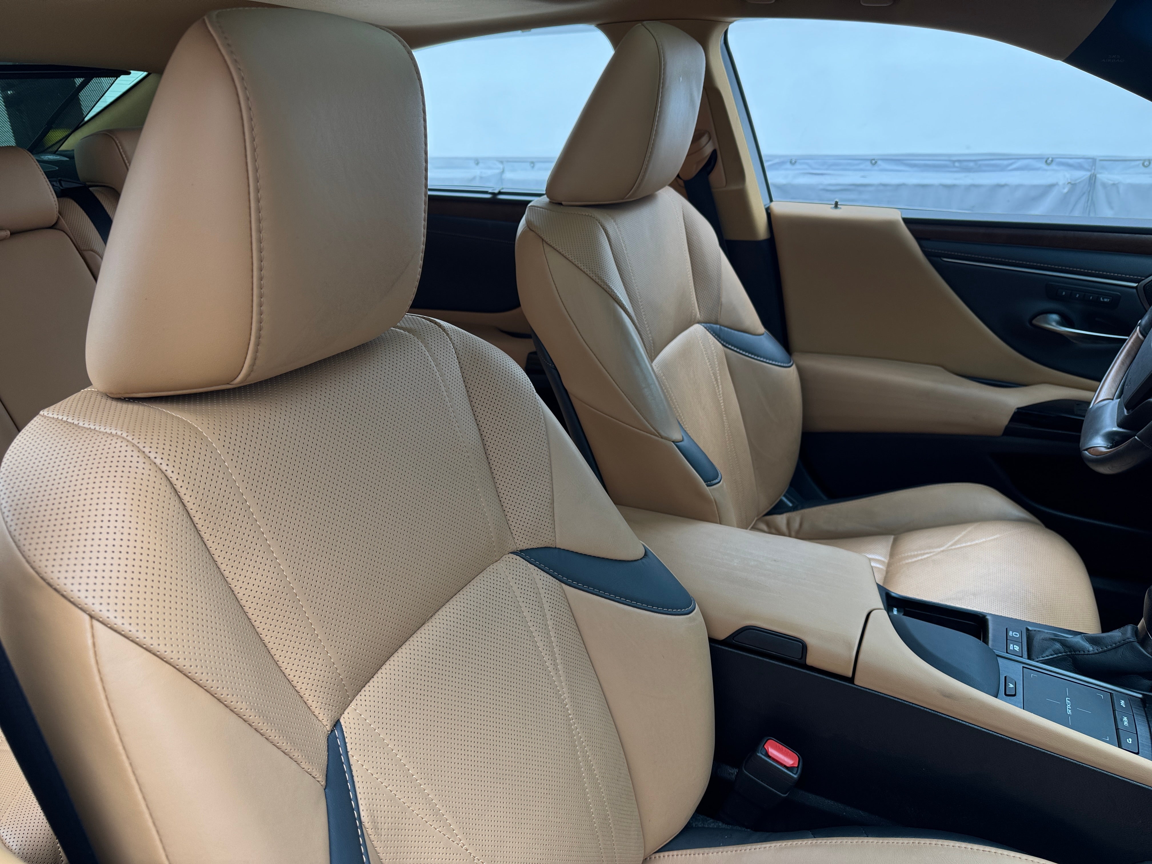 2022 Lexus ES Hybrid