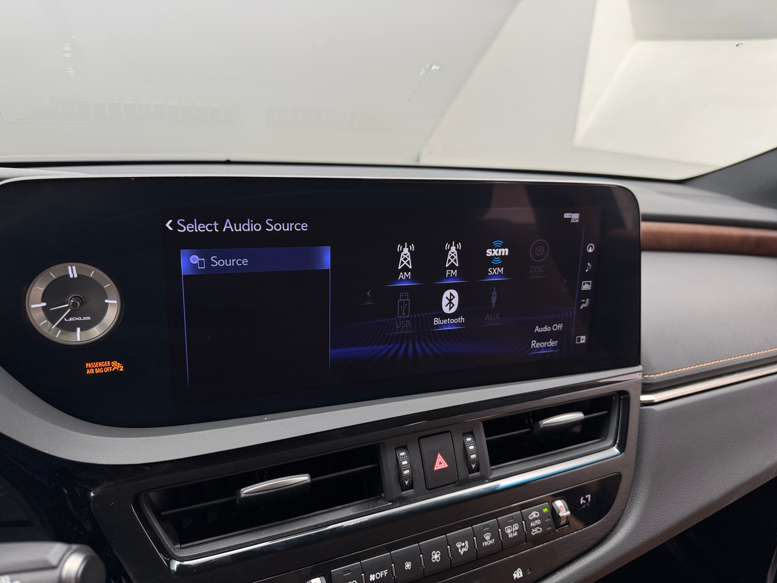 Thumbnail: 2022 Lexus ES - 3