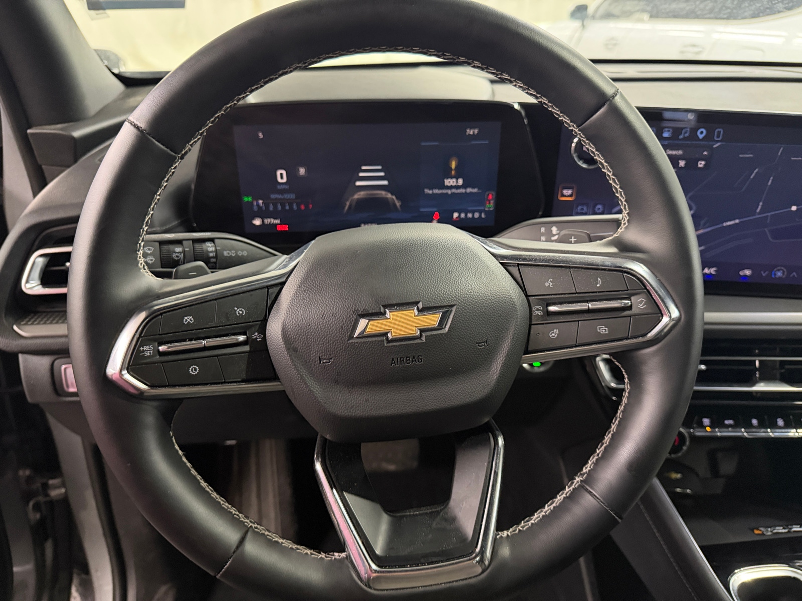 Thumbnail: 2026 Chevrolet Traverse - 5