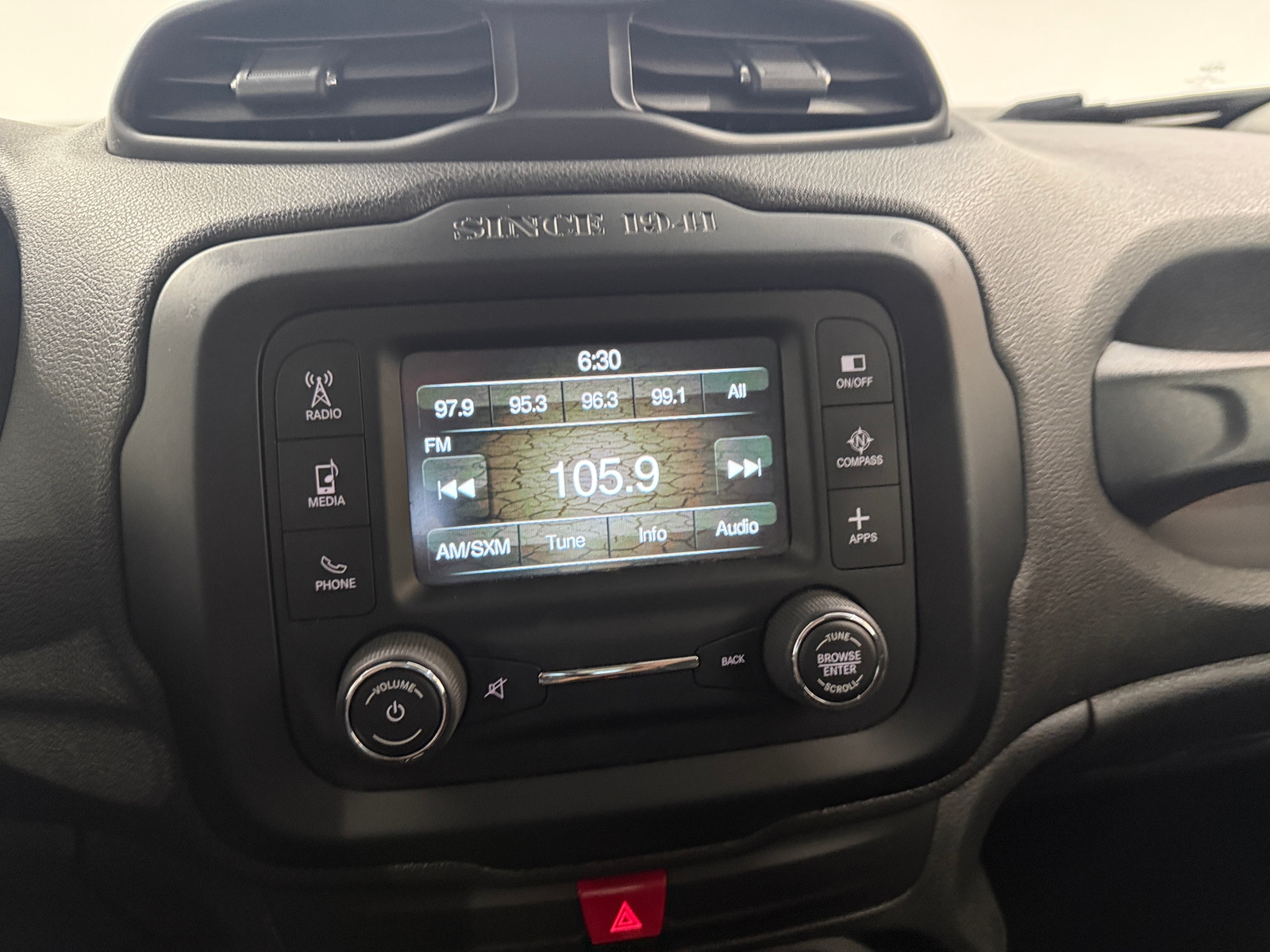Thumbnail: 2017 Jeep Renegade - 4