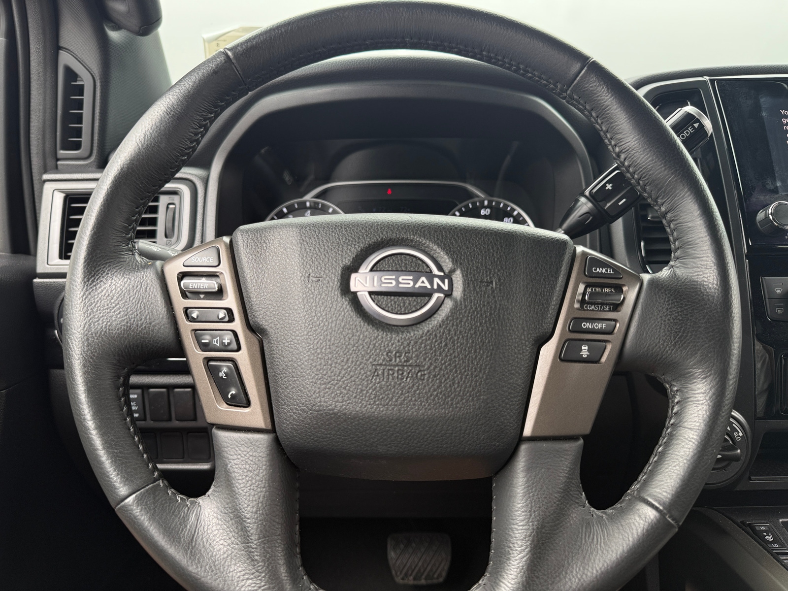 Thumbnail: 2024 Nissan Titan - 5