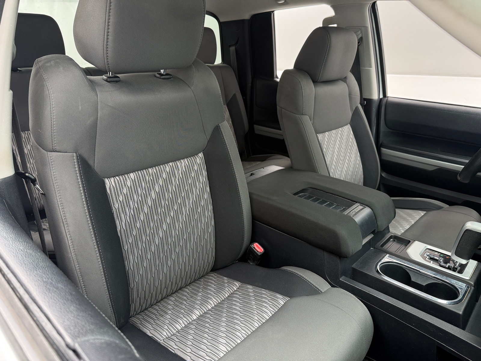 Thumbnail: 2020 Toyota Tundra - 2