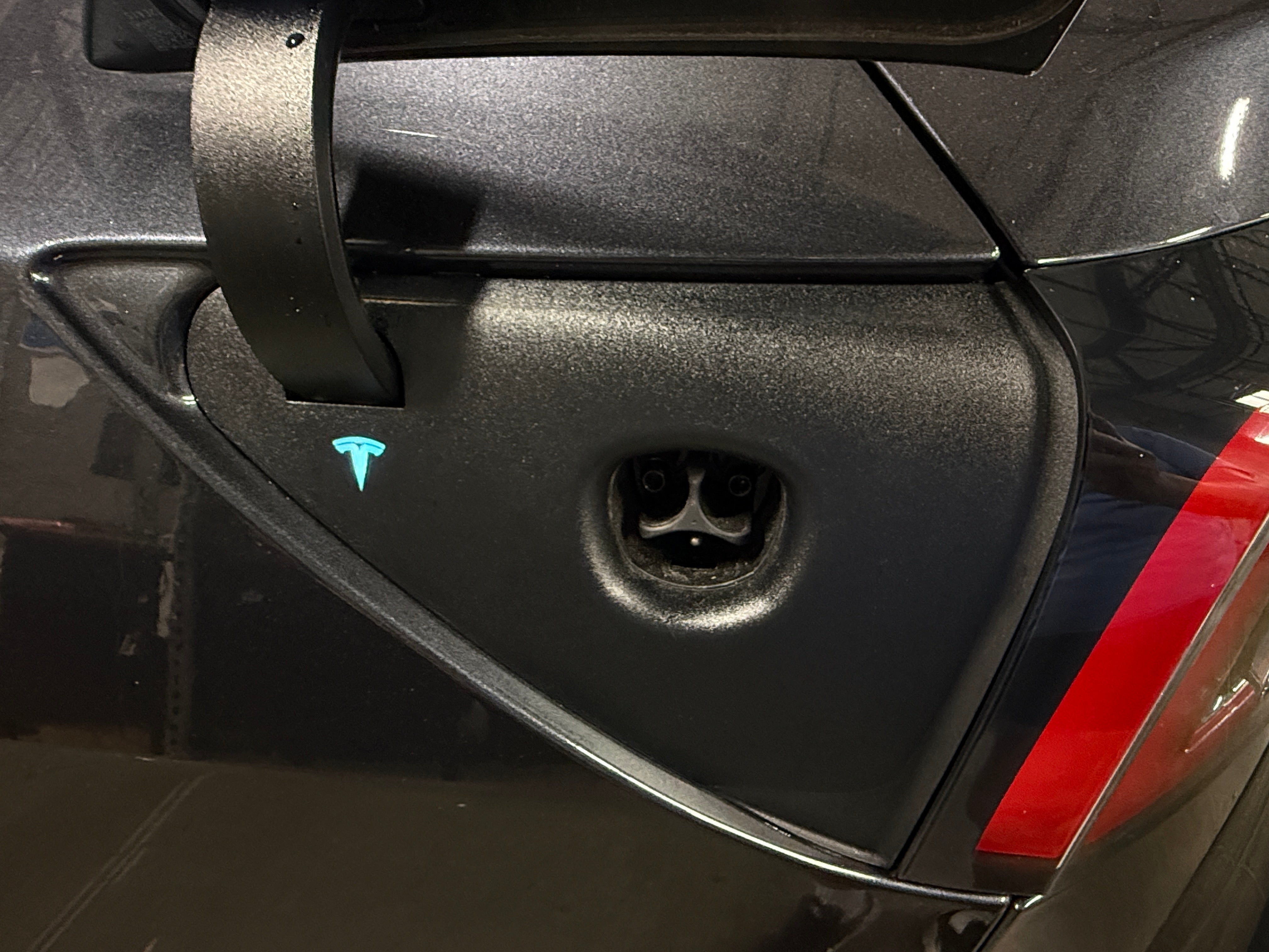 Used 2025 Tesla Model 3 Long Range with VIN 5YJ3E1EA7SF042398 for sale in Auburn, WA