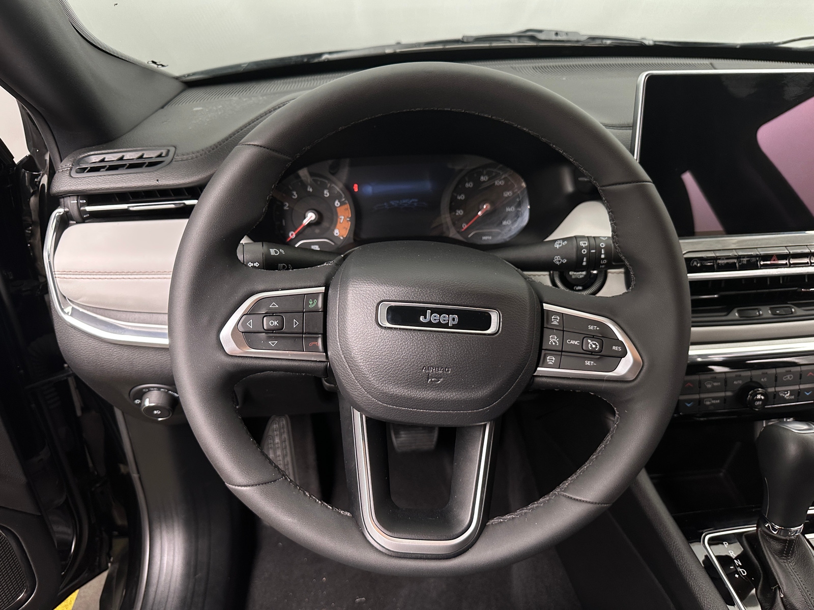Thumbnail: 2023 Jeep Compass - 4