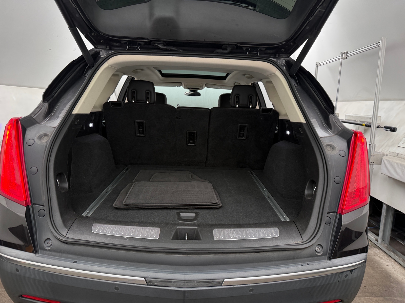 Thumbnail: 2018 Cadillac XT5 - 6