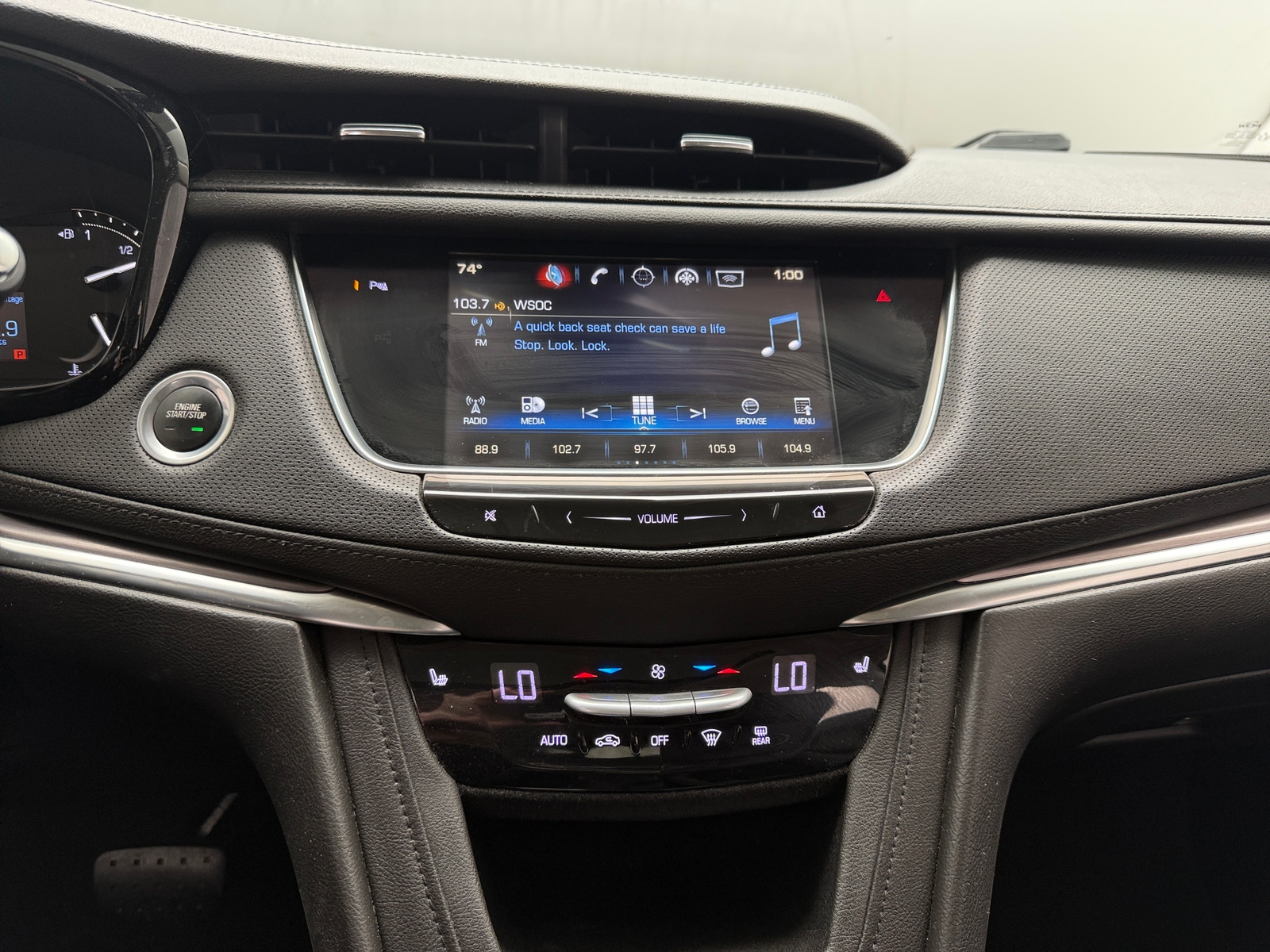 Thumbnail: 2018 Cadillac XT5 - 3