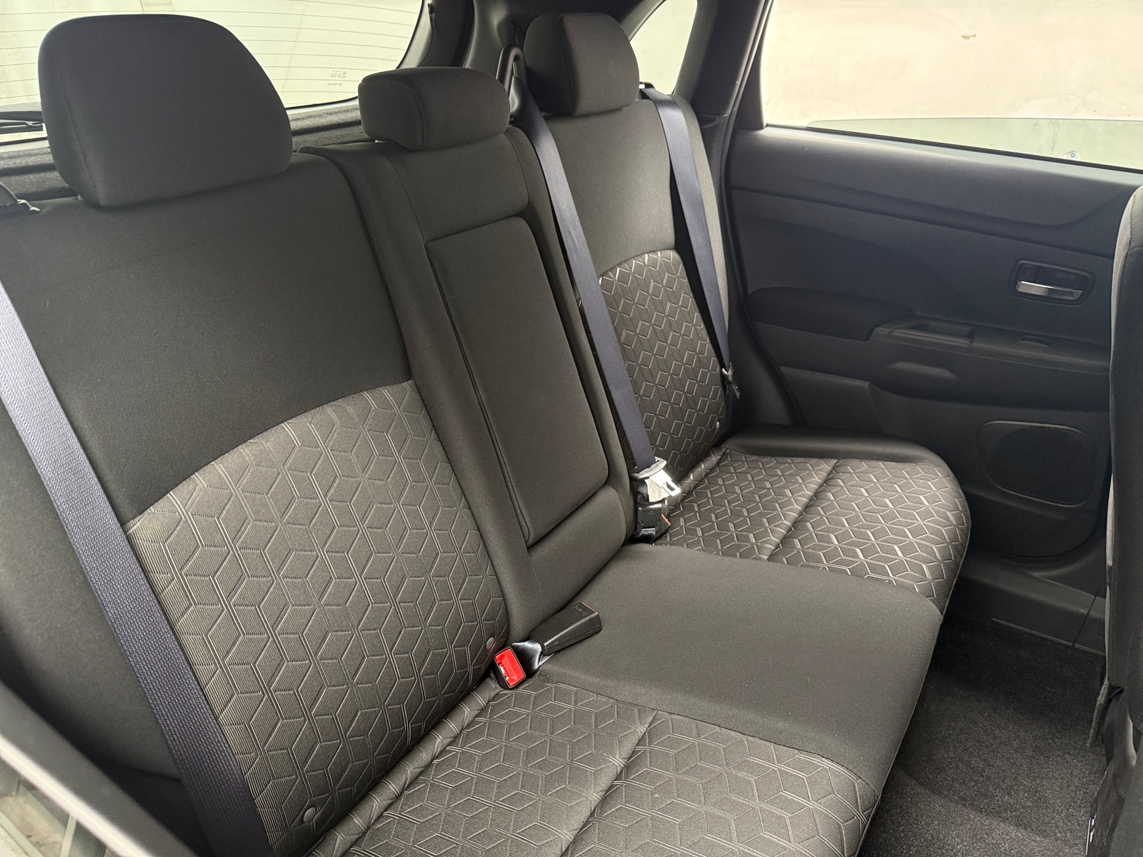 Thumbnail: 2025 Mitsubishi Outlander Sport - 6