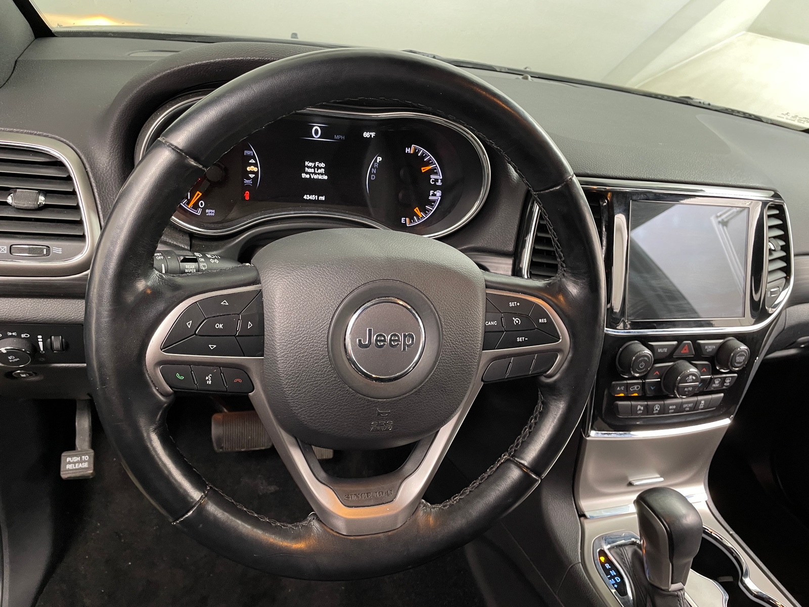 Thumbnail: 2021 Jeep Grand Cherokee - 4