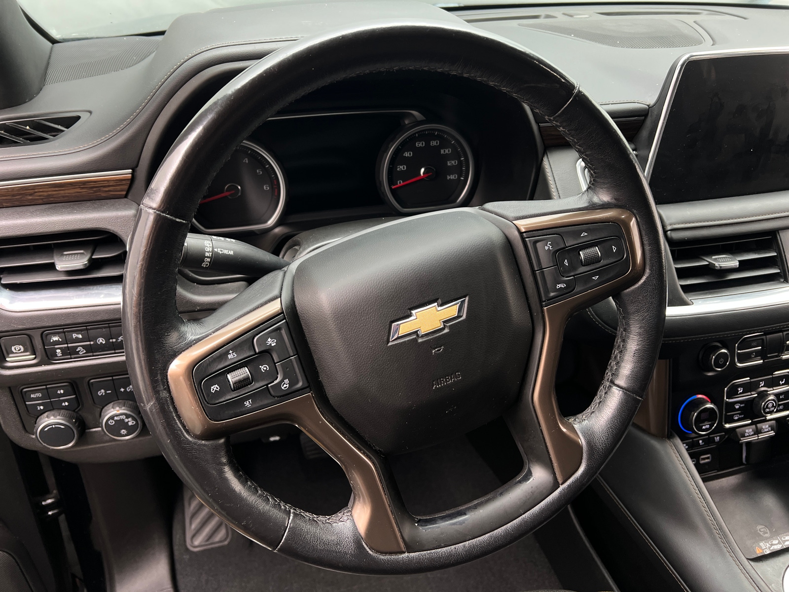 Thumbnail: 2021 Chevrolet Tahoe - 4