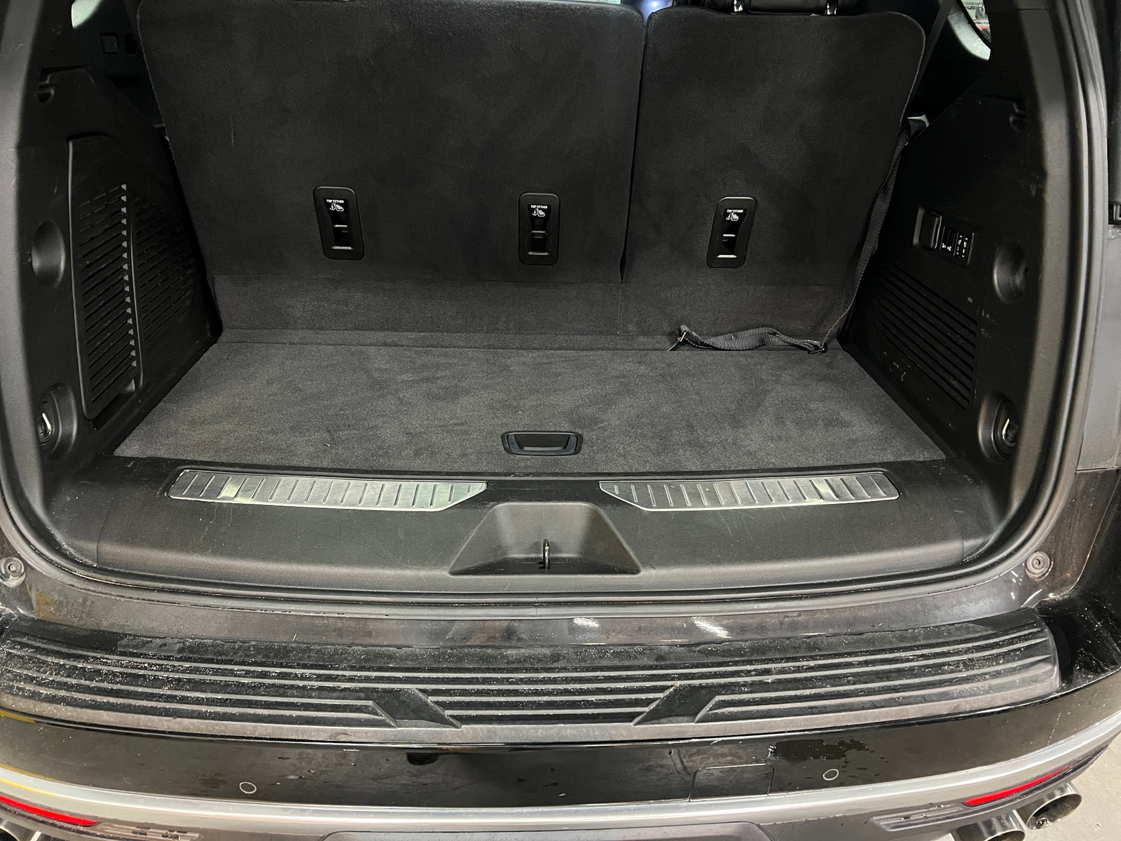 Thumbnail: 2021 Chevrolet Tahoe - 6