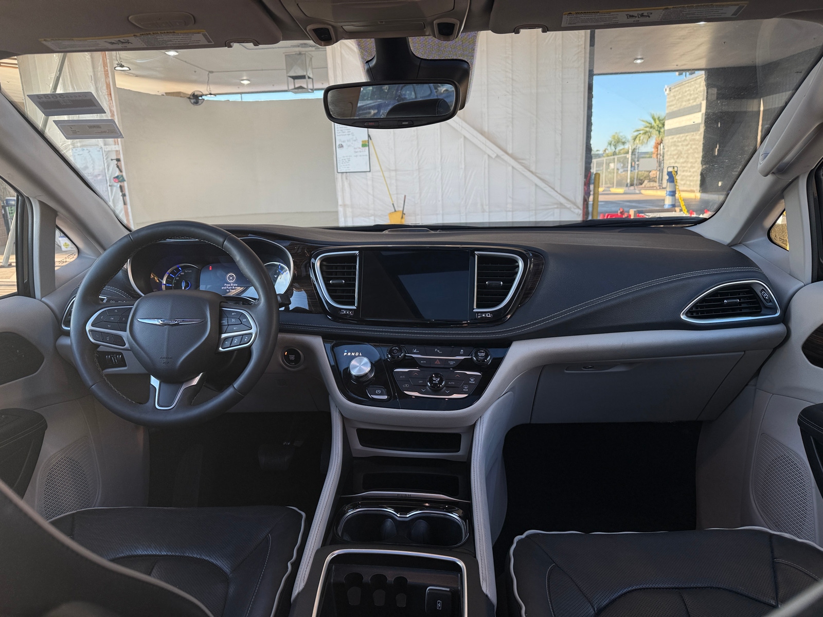 Thumbnail: 2023 Chrysler Pacifica - 2