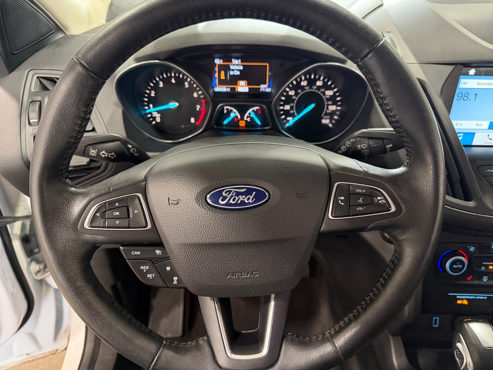 Thumbnail: 2019 Ford Escape - 4