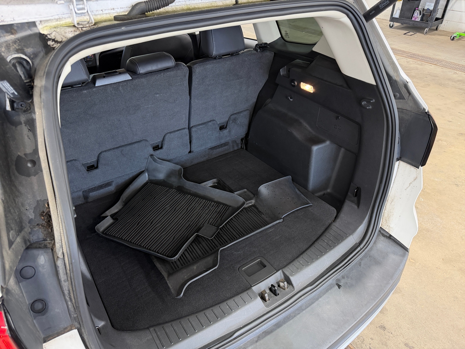 Thumbnail: 2019 Ford Escape - 6