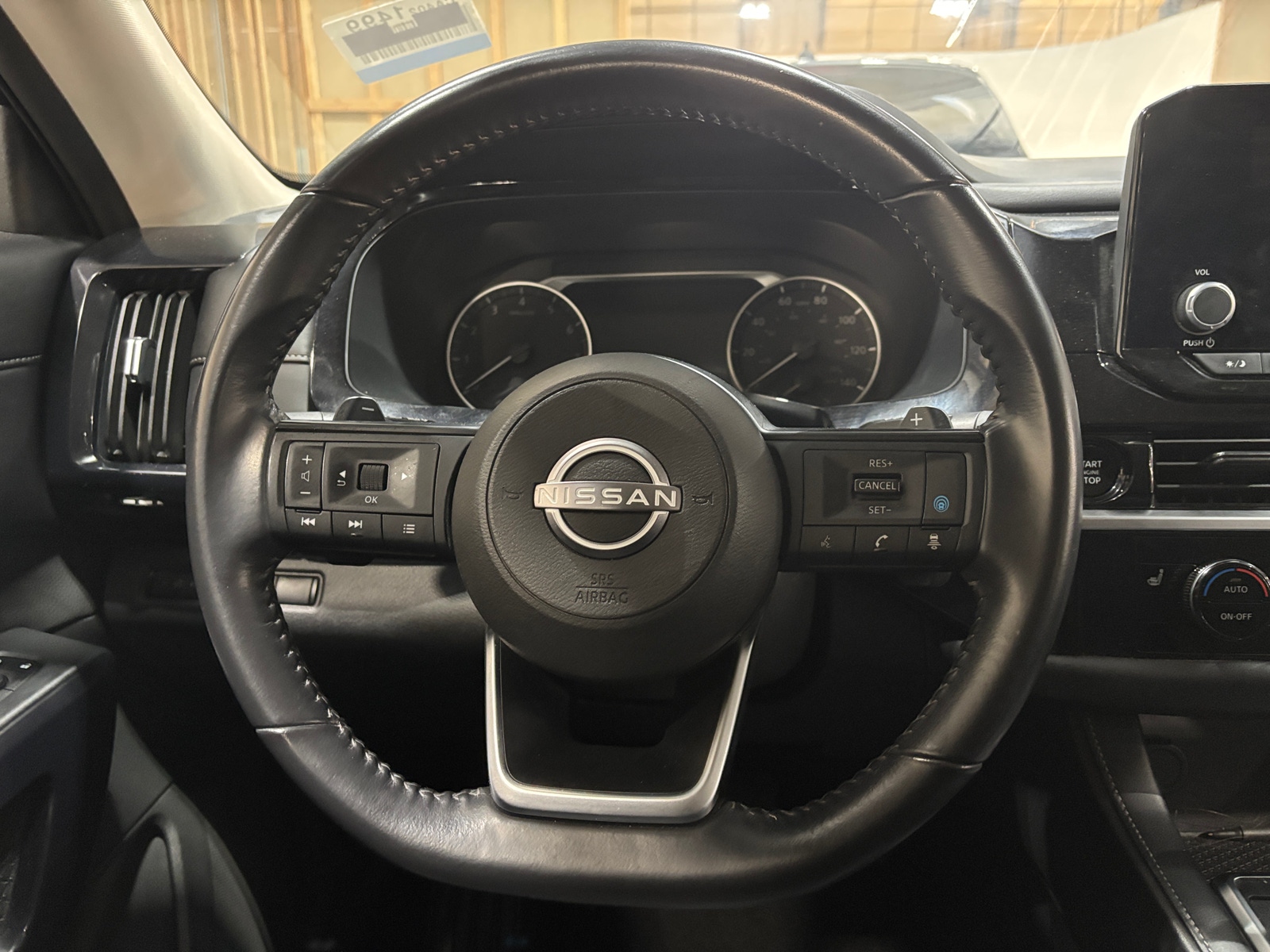 Thumbnail: 2025 Nissan Pathfinder - 5