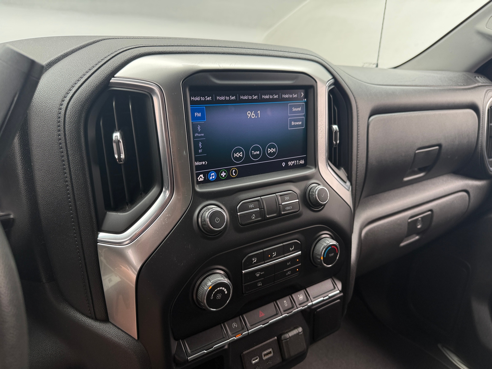 Thumbnail: 2020 Chevrolet Silverado 1500 - 4