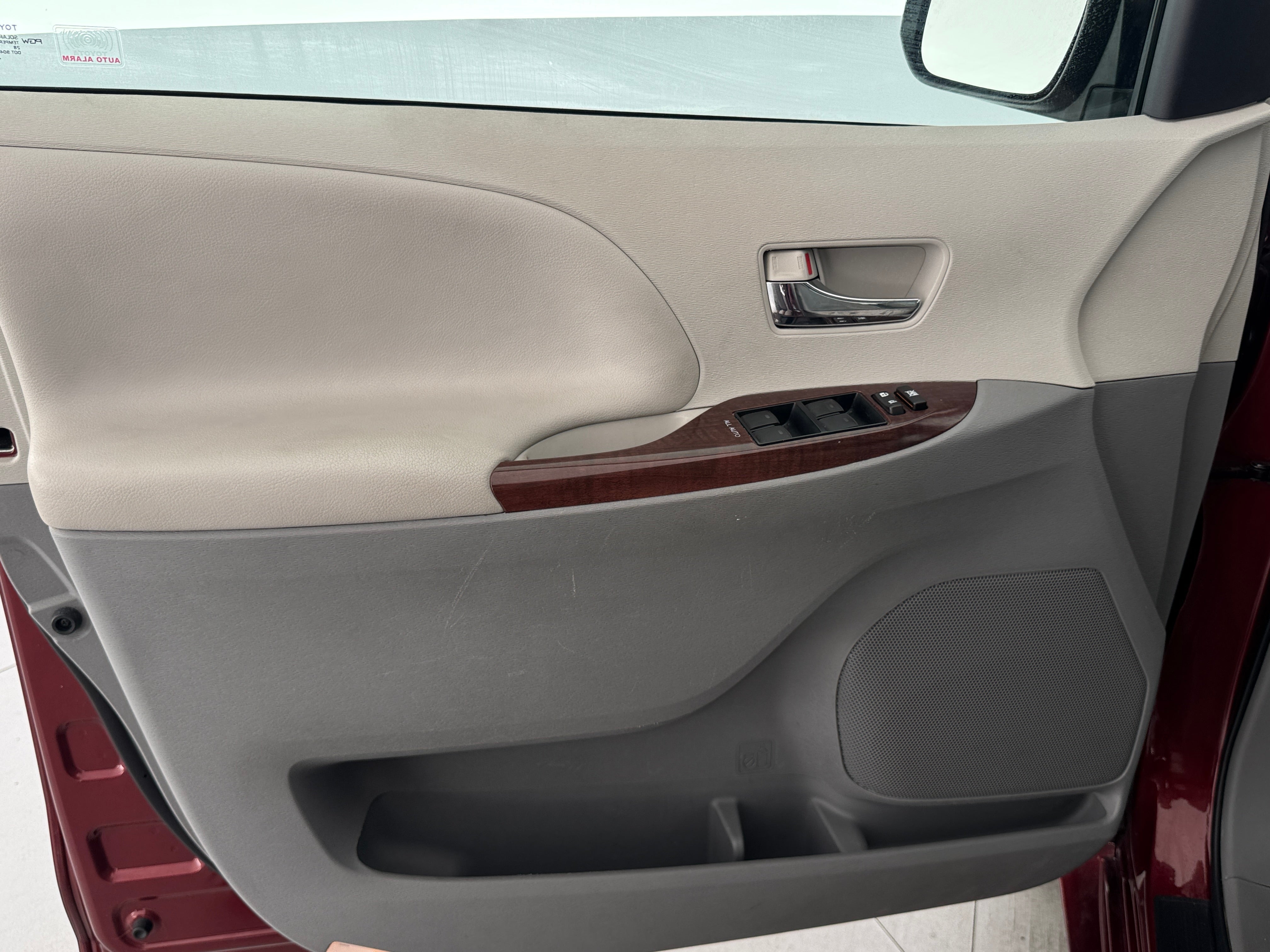 2013 Toyota Sienna