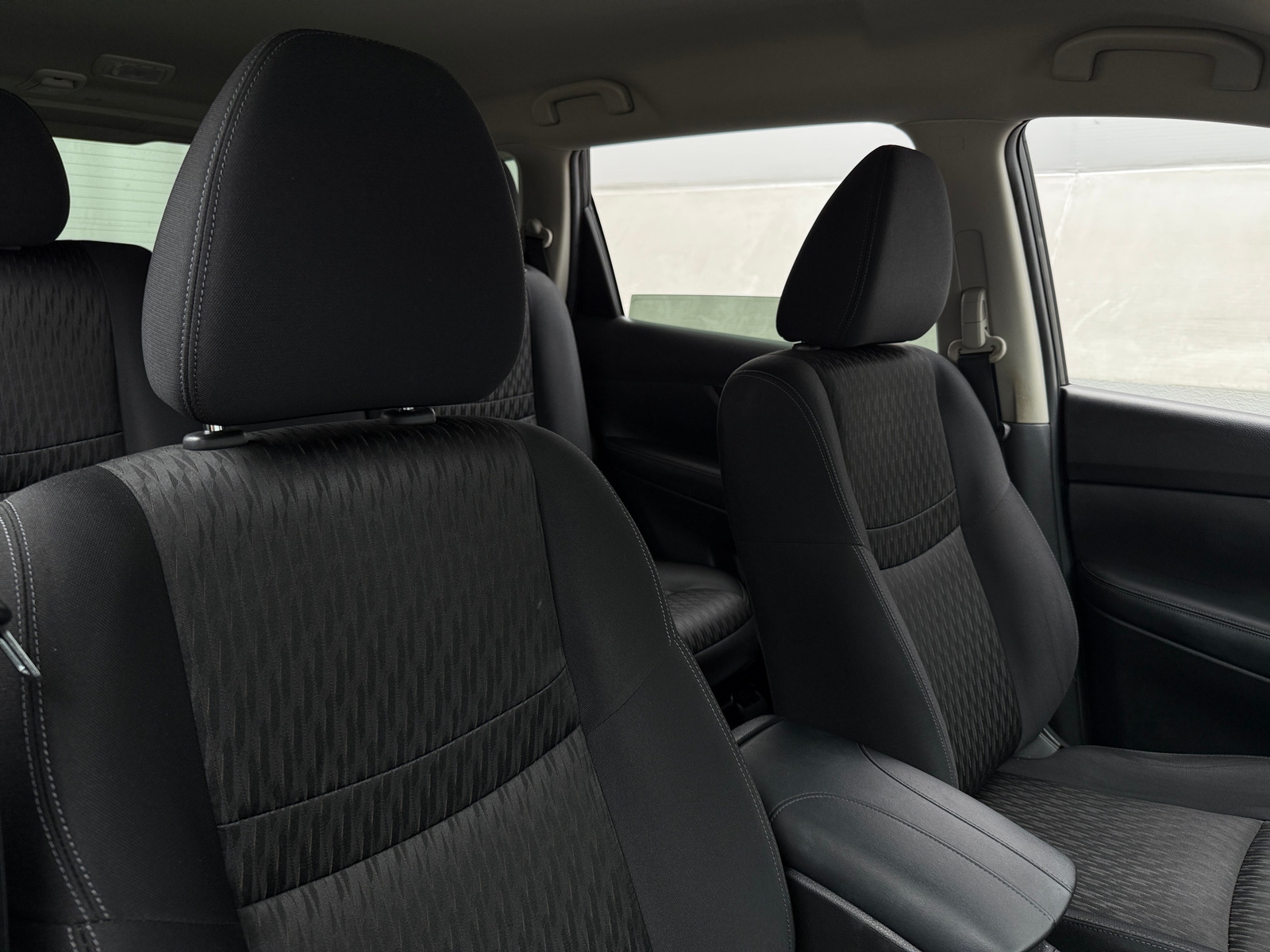 Thumbnail: 2018 Nissan Rogue - 2