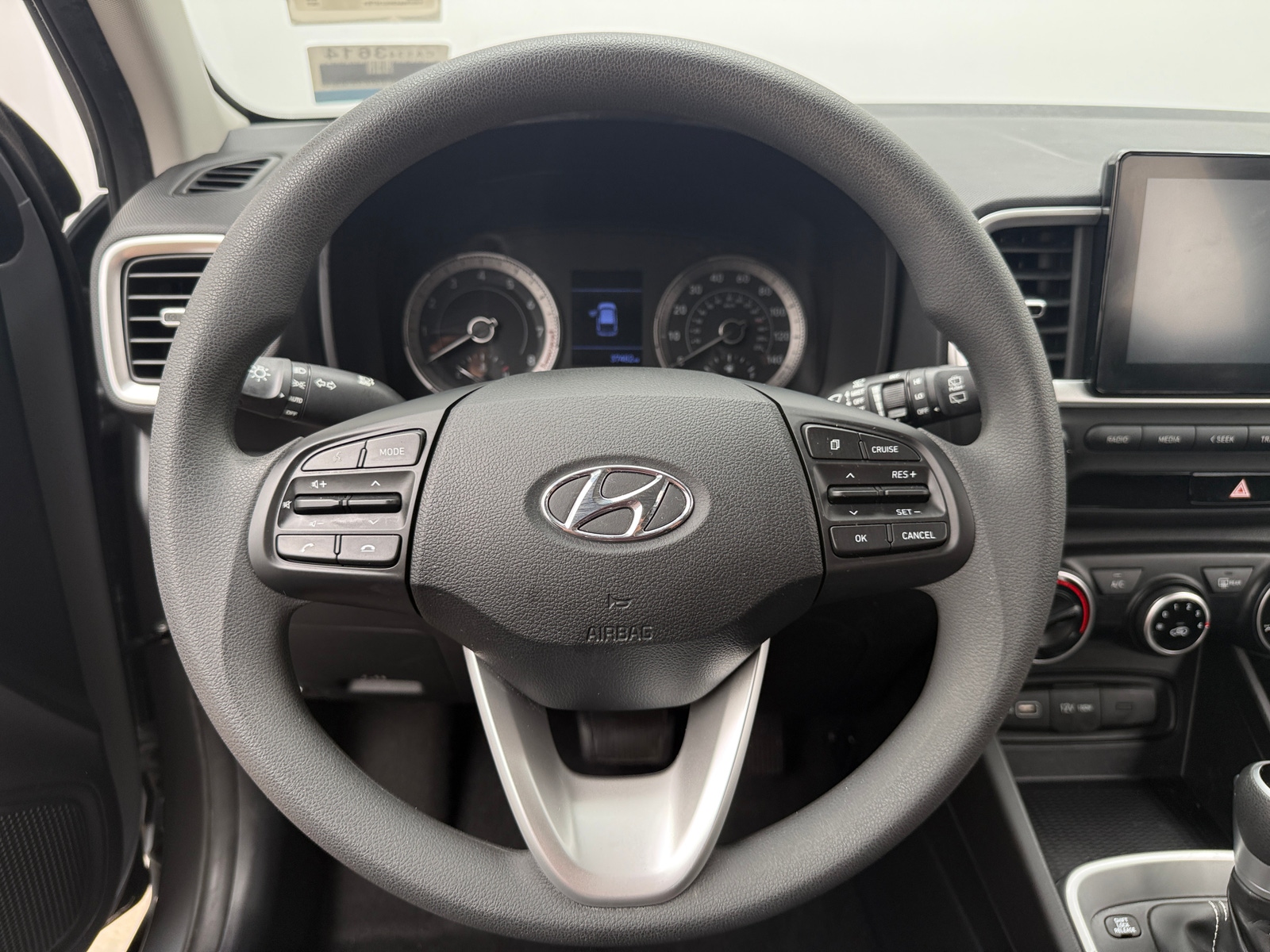 Thumbnail: 2022 Hyundai Venue - 5