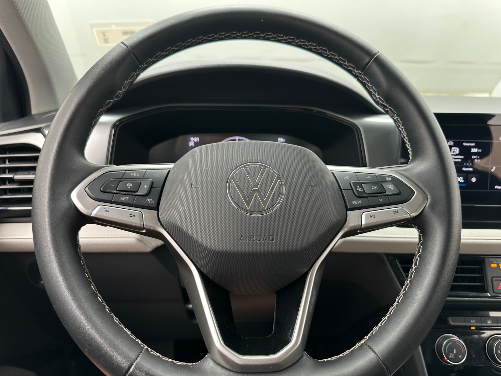 Thumbnail: 2026 Volkswagen Taos - 5