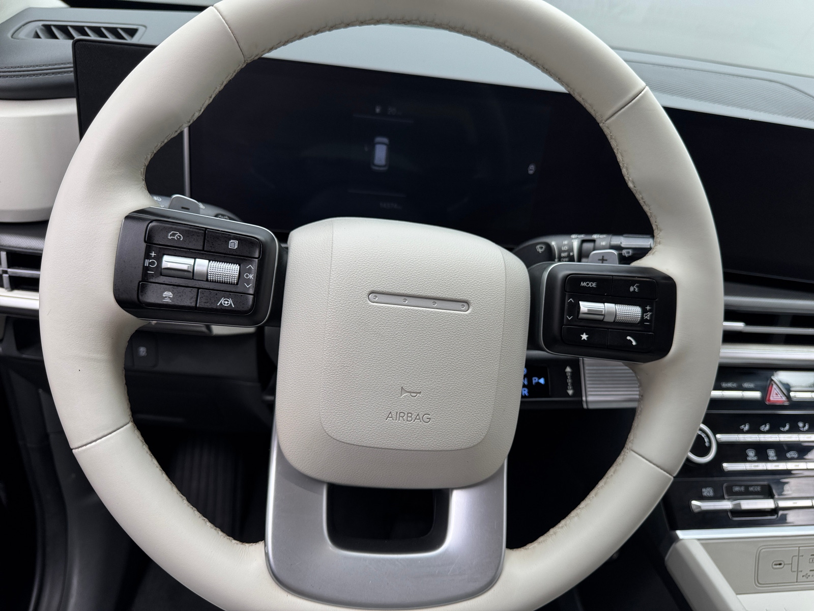 Thumbnail: 2024 Hyundai Santa Fe - 5