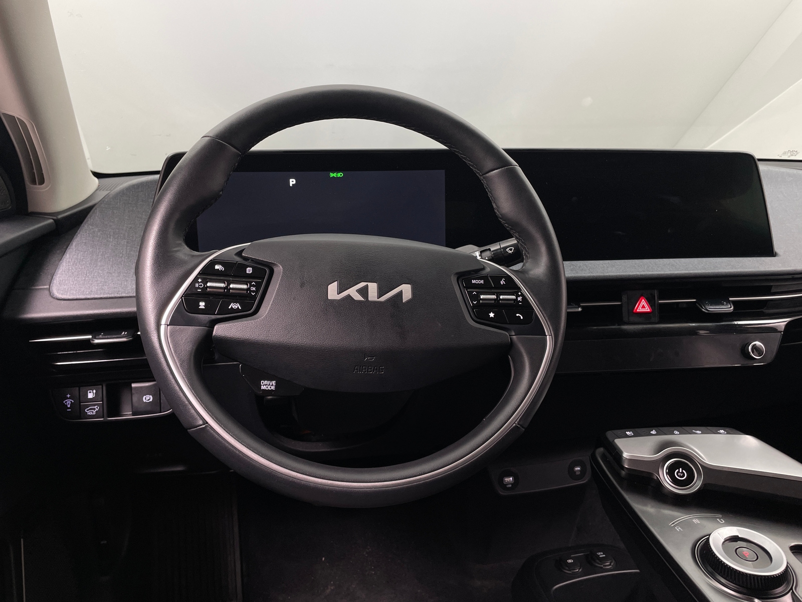 Thumbnail: 2023 Kia EV6 - 4