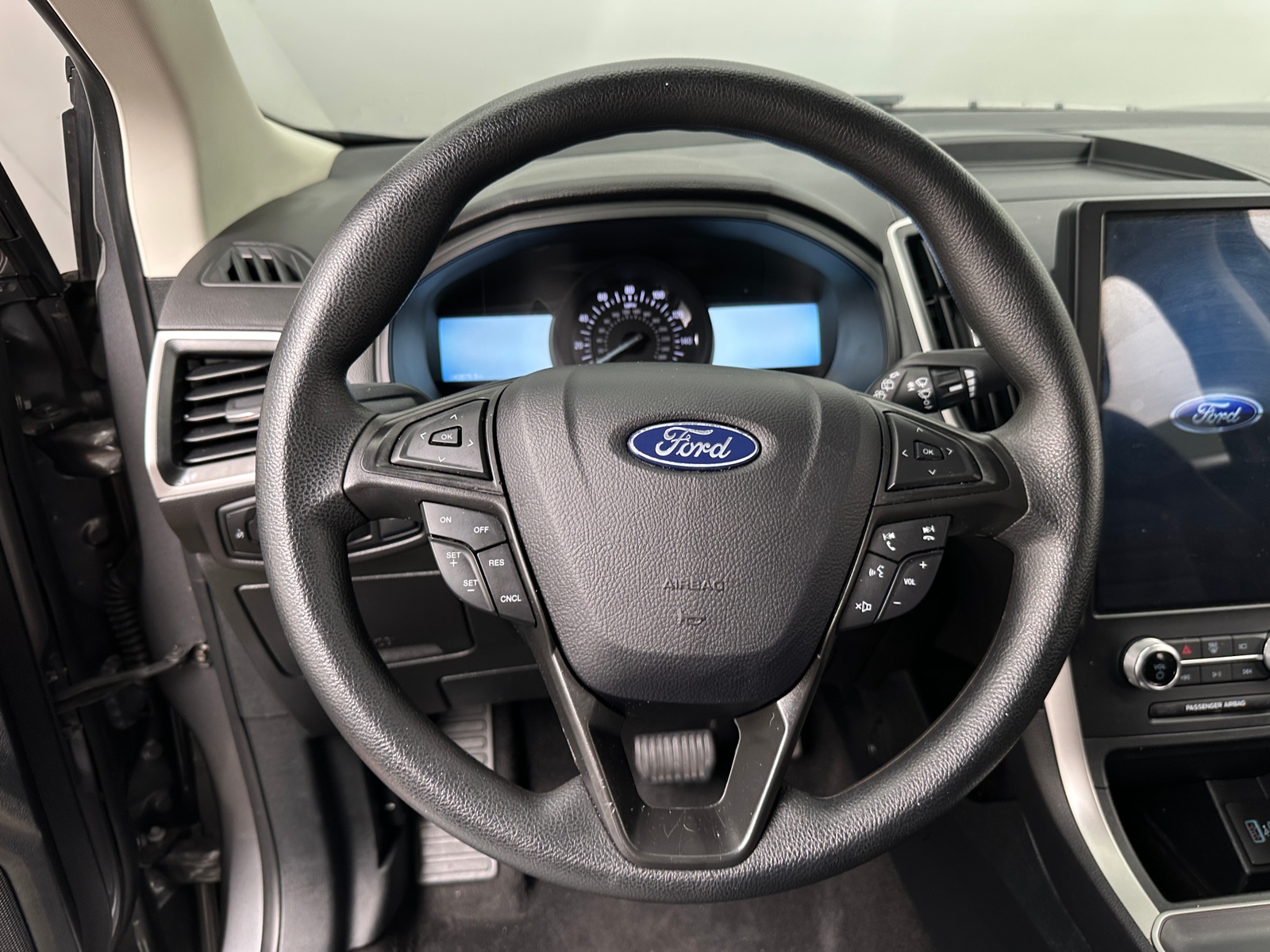 Thumbnail: 2024 Ford Edge - 5