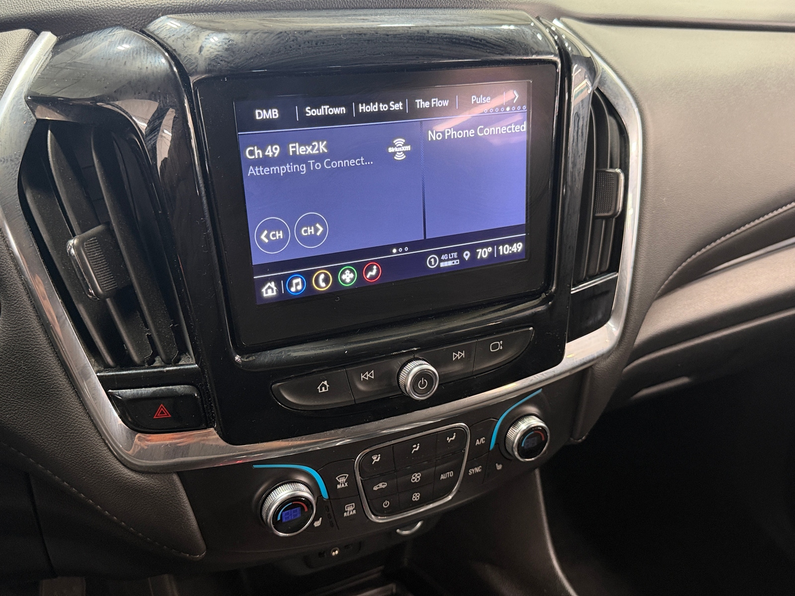 Thumbnail: 2023 Chevrolet Traverse - 4