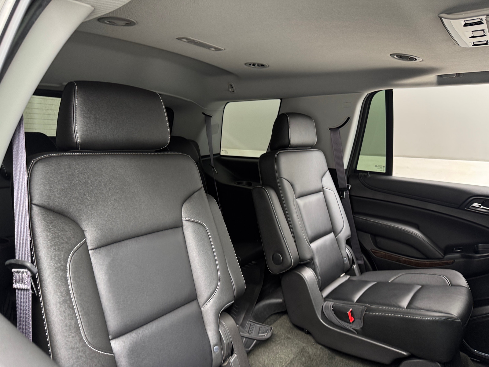 Thumbnail: 2017 Chevrolet Tahoe - 5