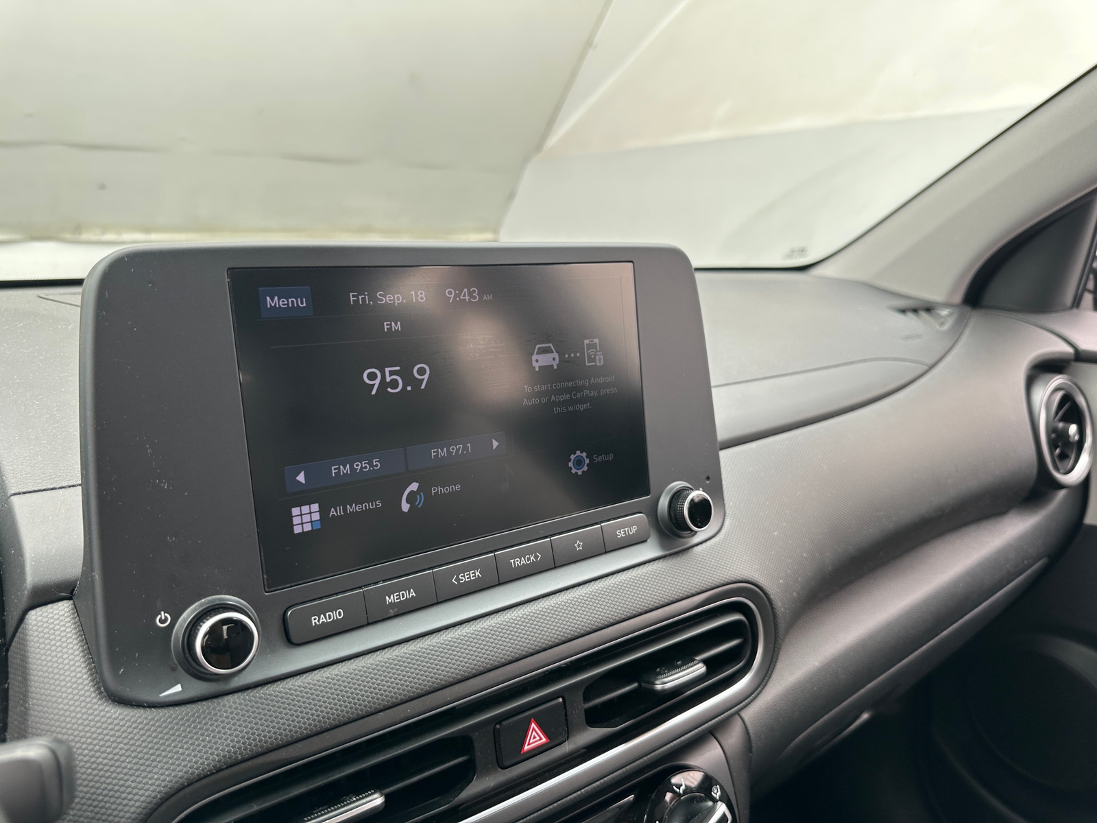 Thumbnail: 2023 Hyundai Kona - 4