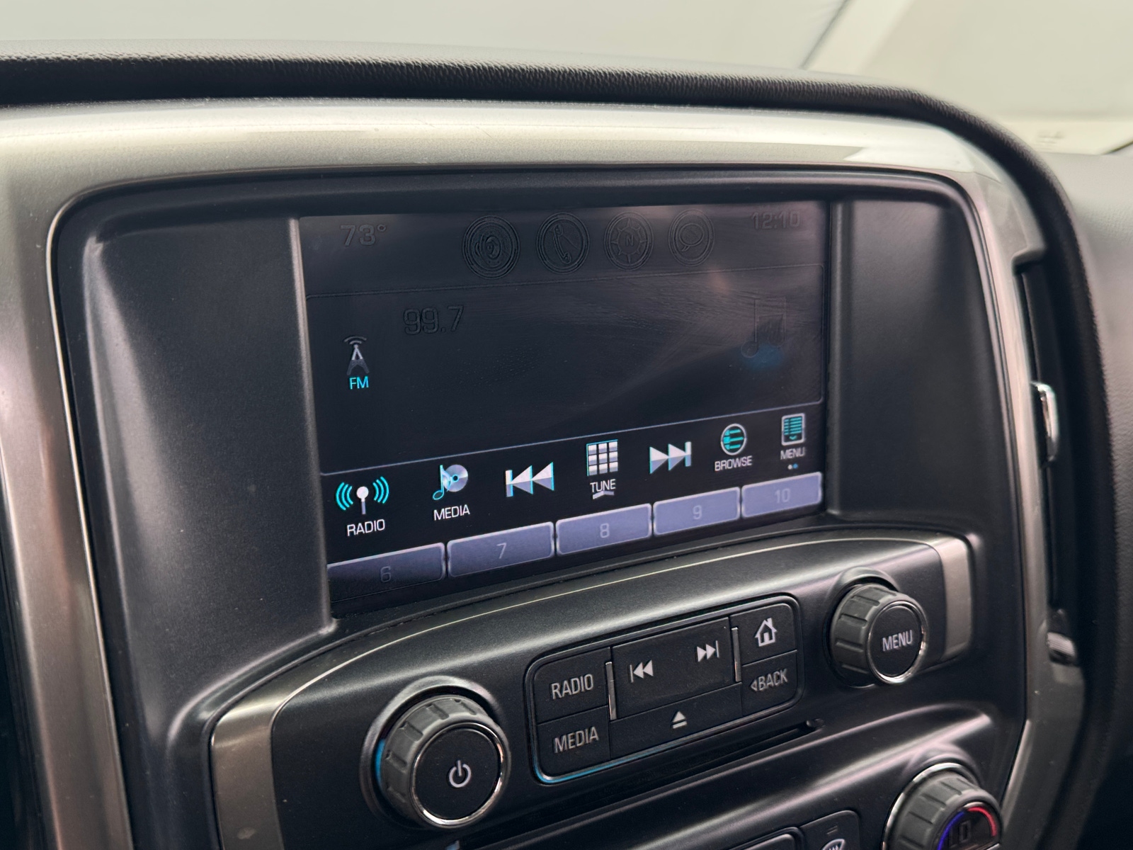 Thumbnail: 2018 Chevrolet Silverado 1500 - 4
