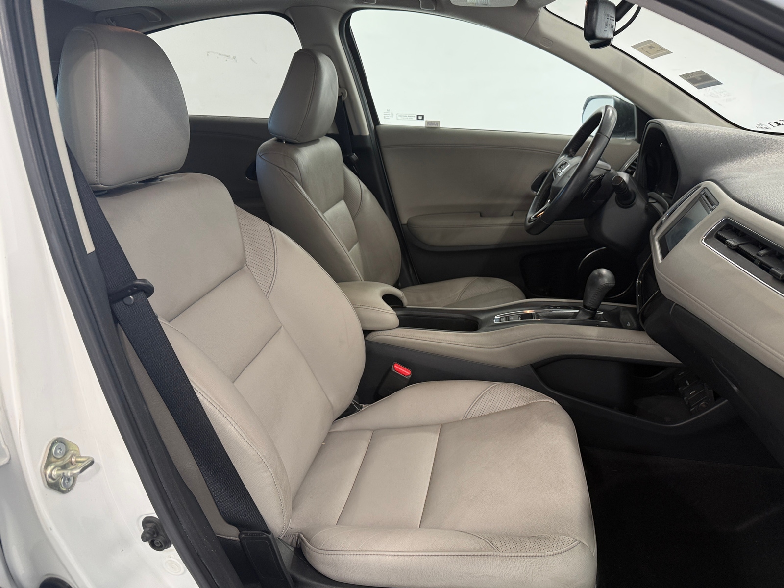 Thumbnail: 2017 Honda HR-V - 2