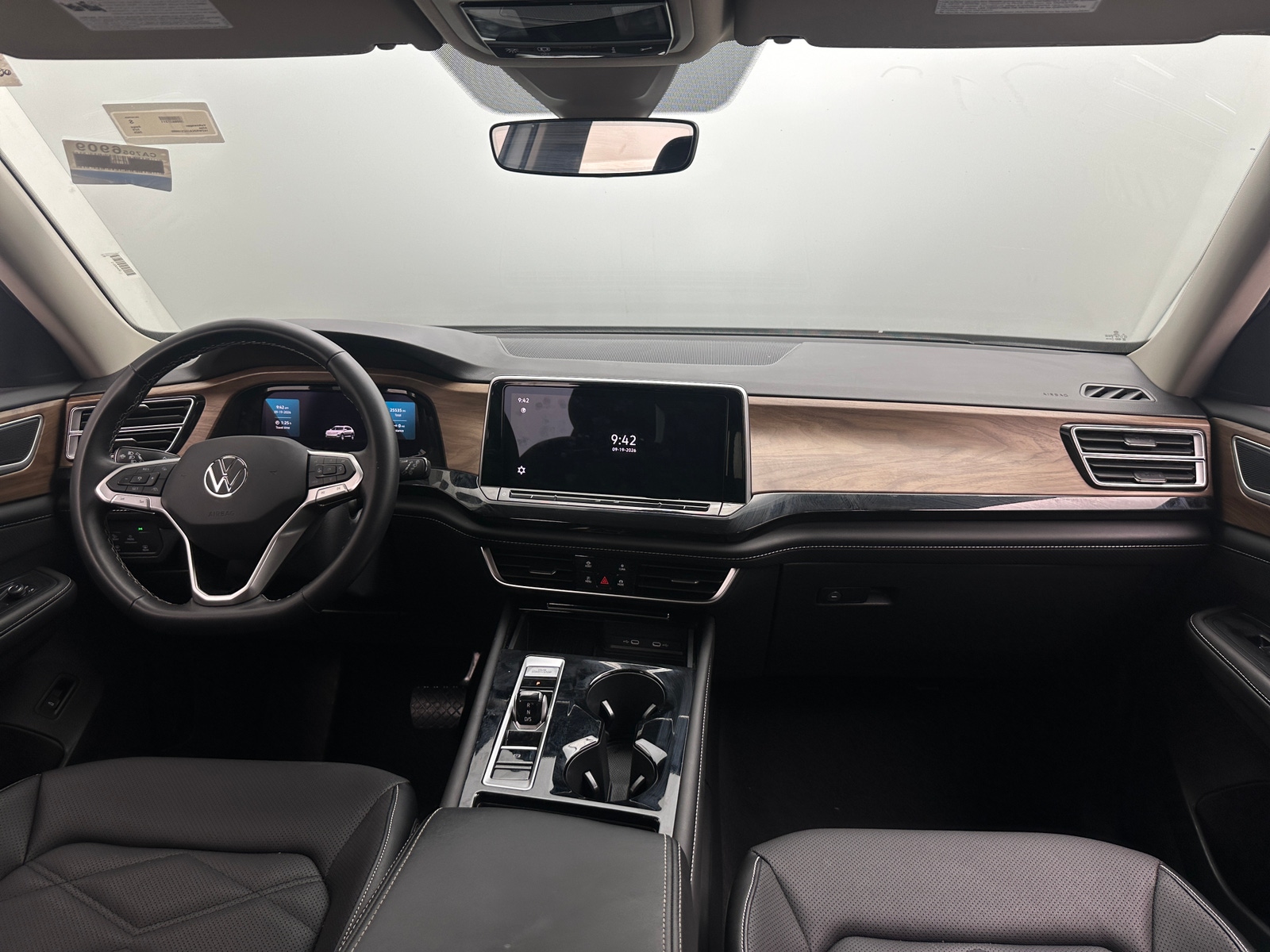 Thumbnail: 2025 Volkswagen Atlas - 3