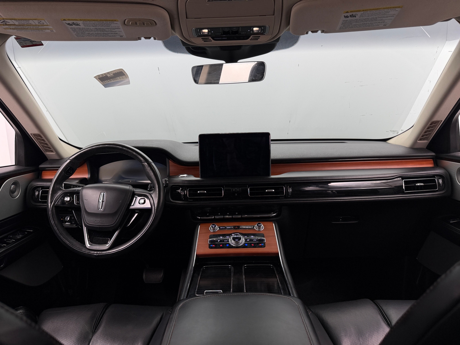 Thumbnail: 2020 Lincoln Aviator - 2