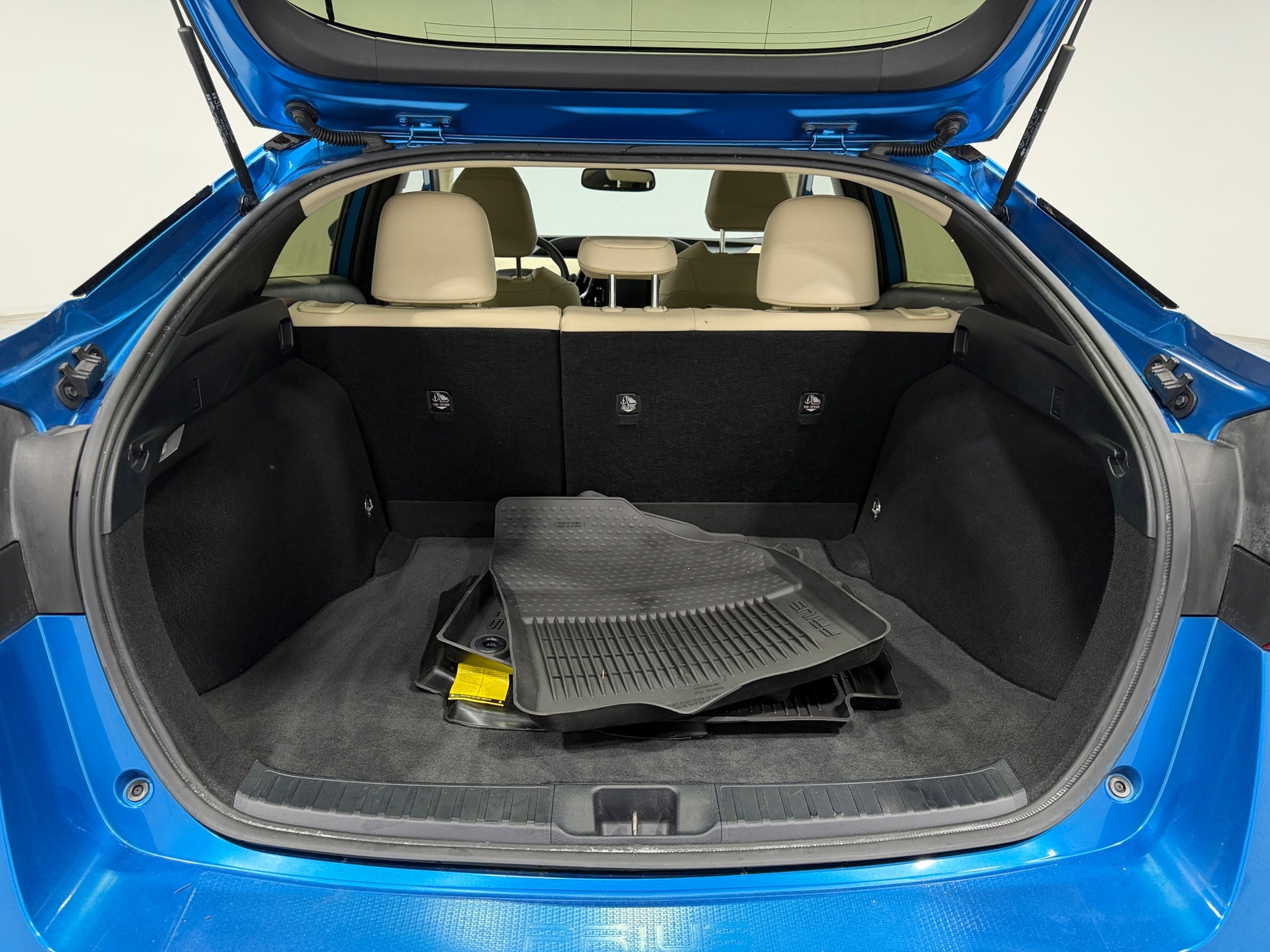 Thumbnail: 2021 Toyota Prius - 7