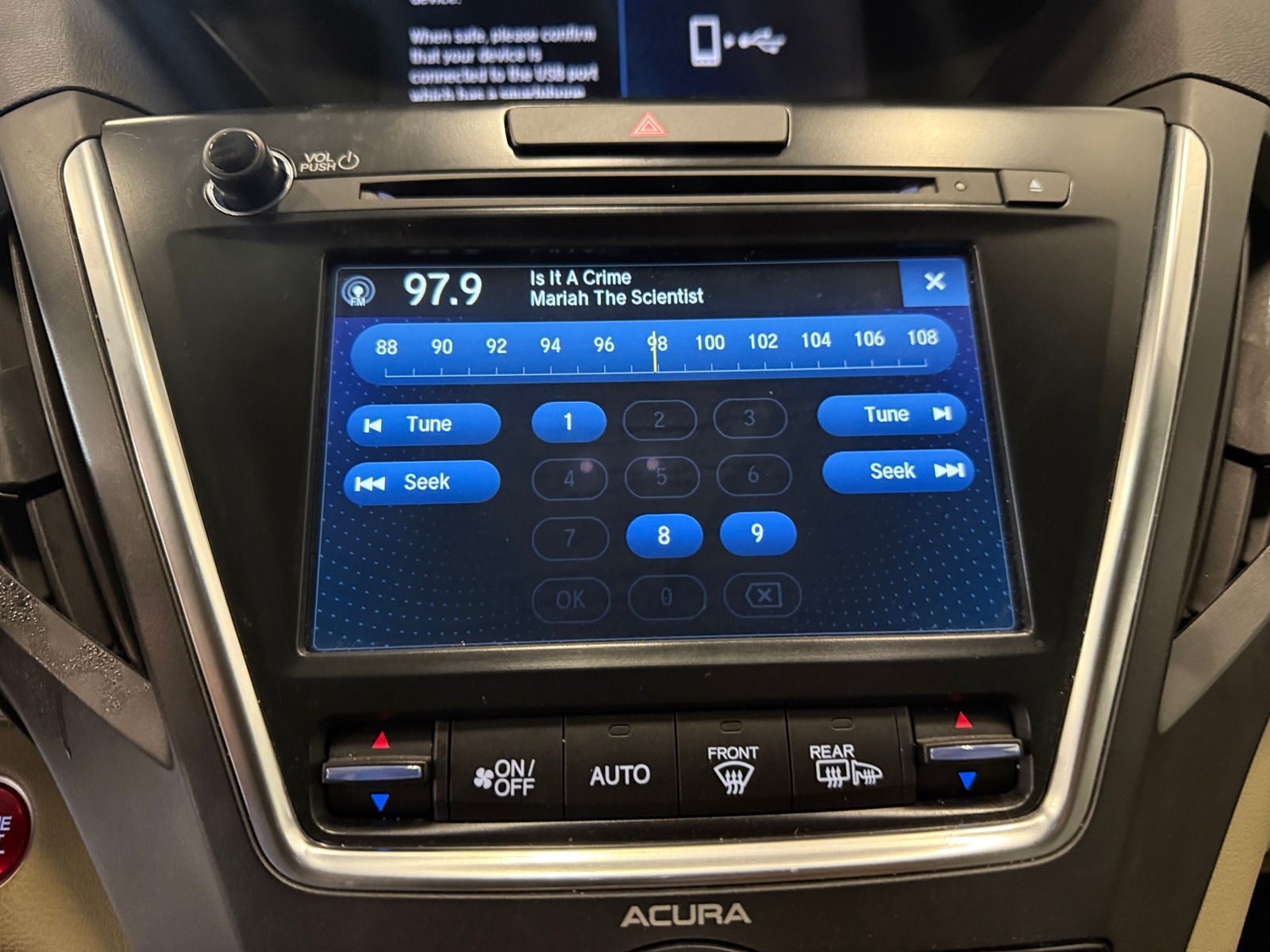 Thumbnail: 2020 Acura MDX - 4
