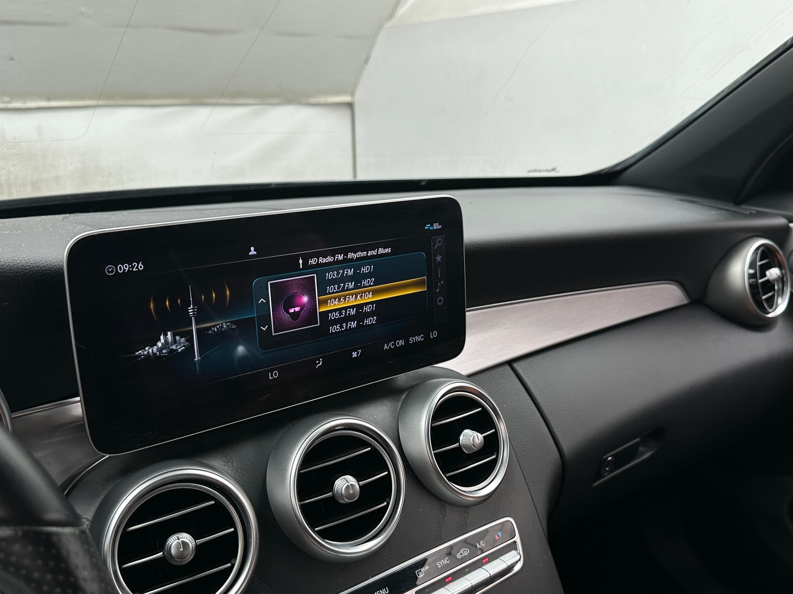 Thumbnail: 2021 Mercedes-Benz C-Class - 2