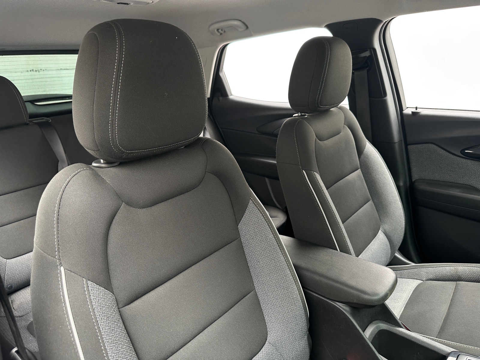 Thumbnail: 2021 Chevrolet TrailBlazer - 2
