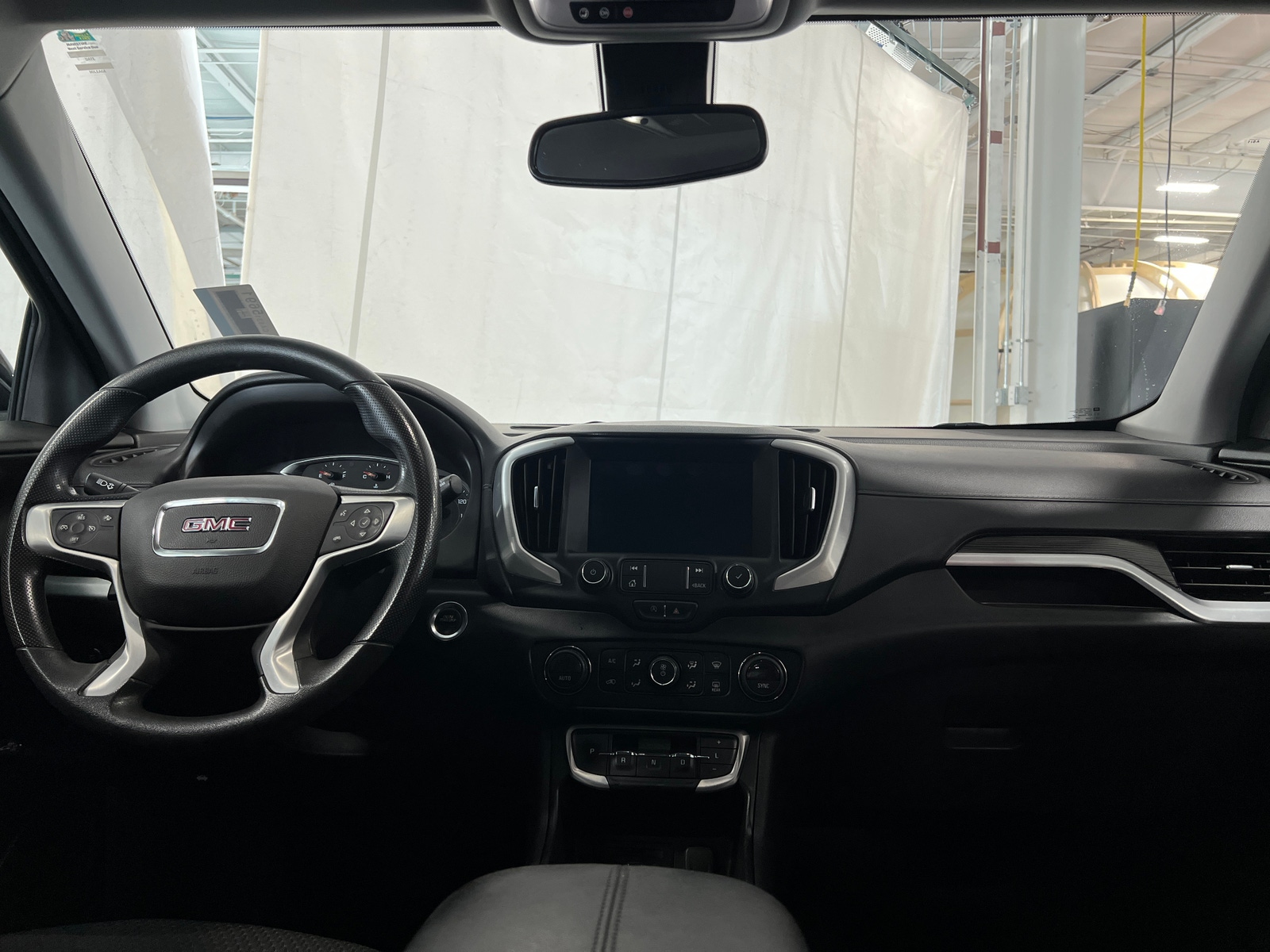 Thumbnail: 2022 GMC Terrain - 3