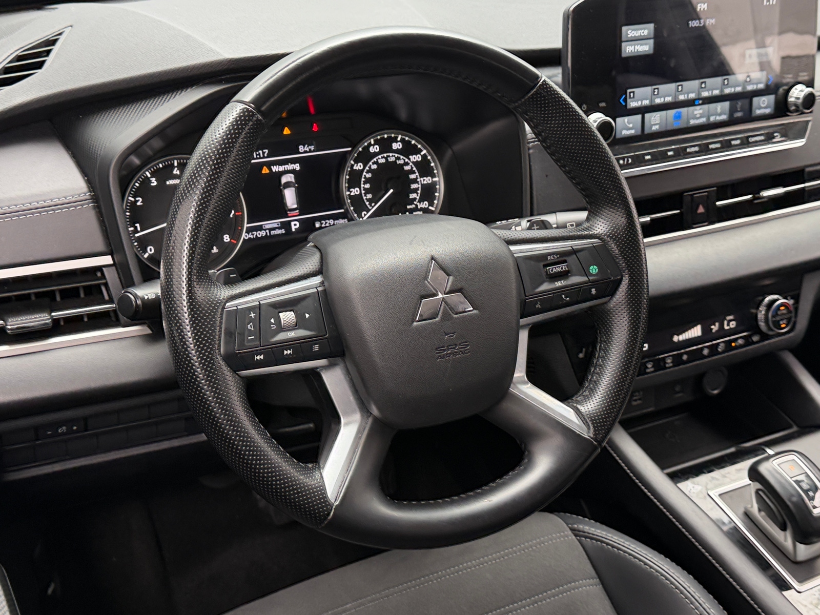 Thumbnail: 2024 Mitsubishi Outlander - 5