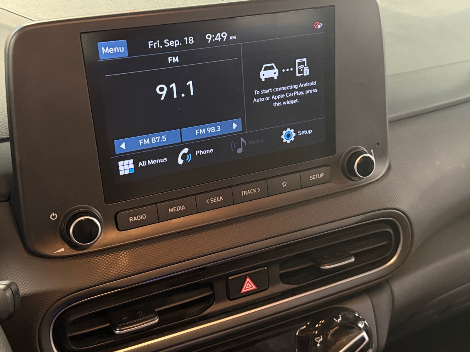 Thumbnail: 2023 Hyundai Kona - 4