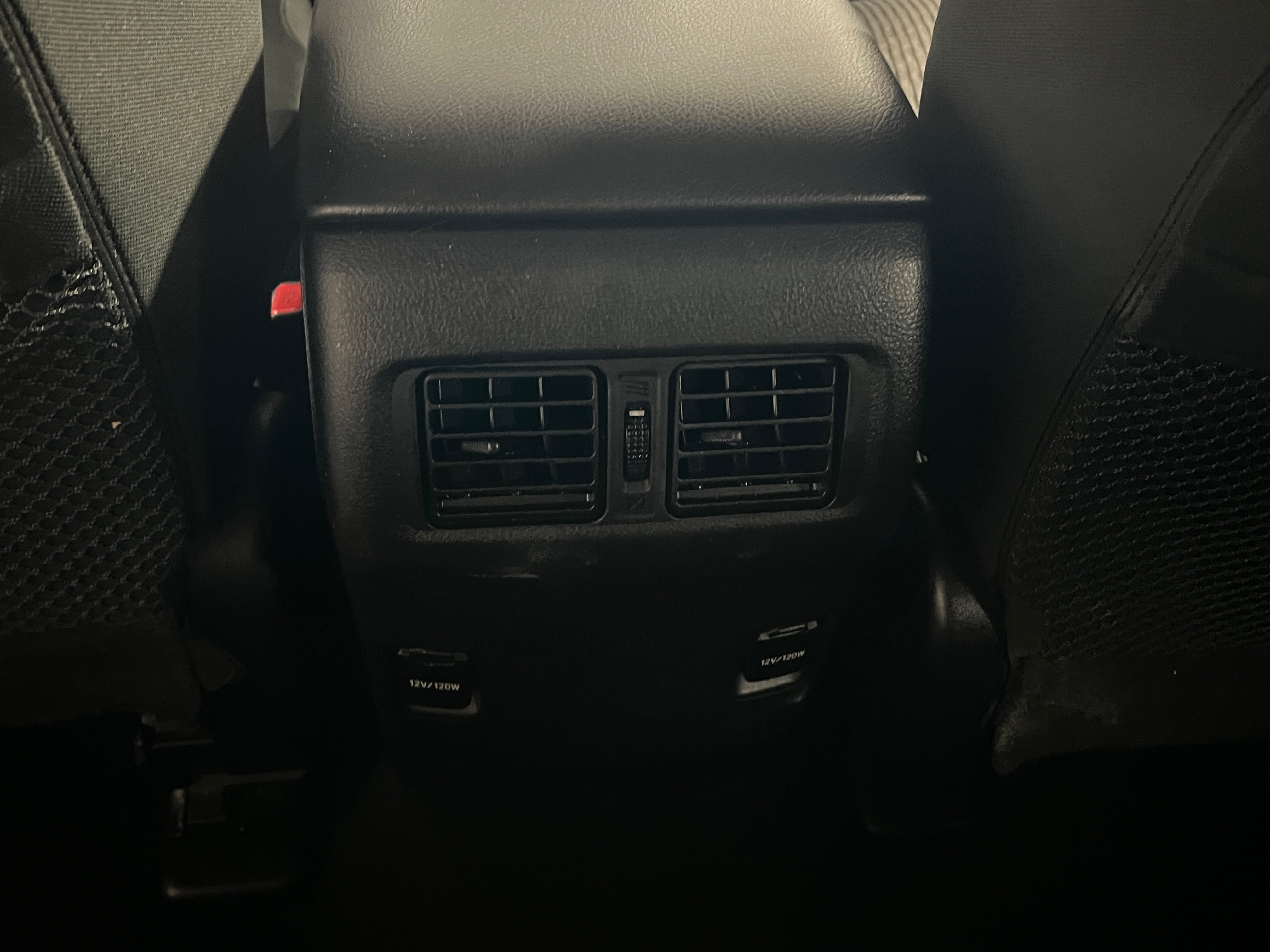 2016 Toyota 4Runner SR5 - Photo 4