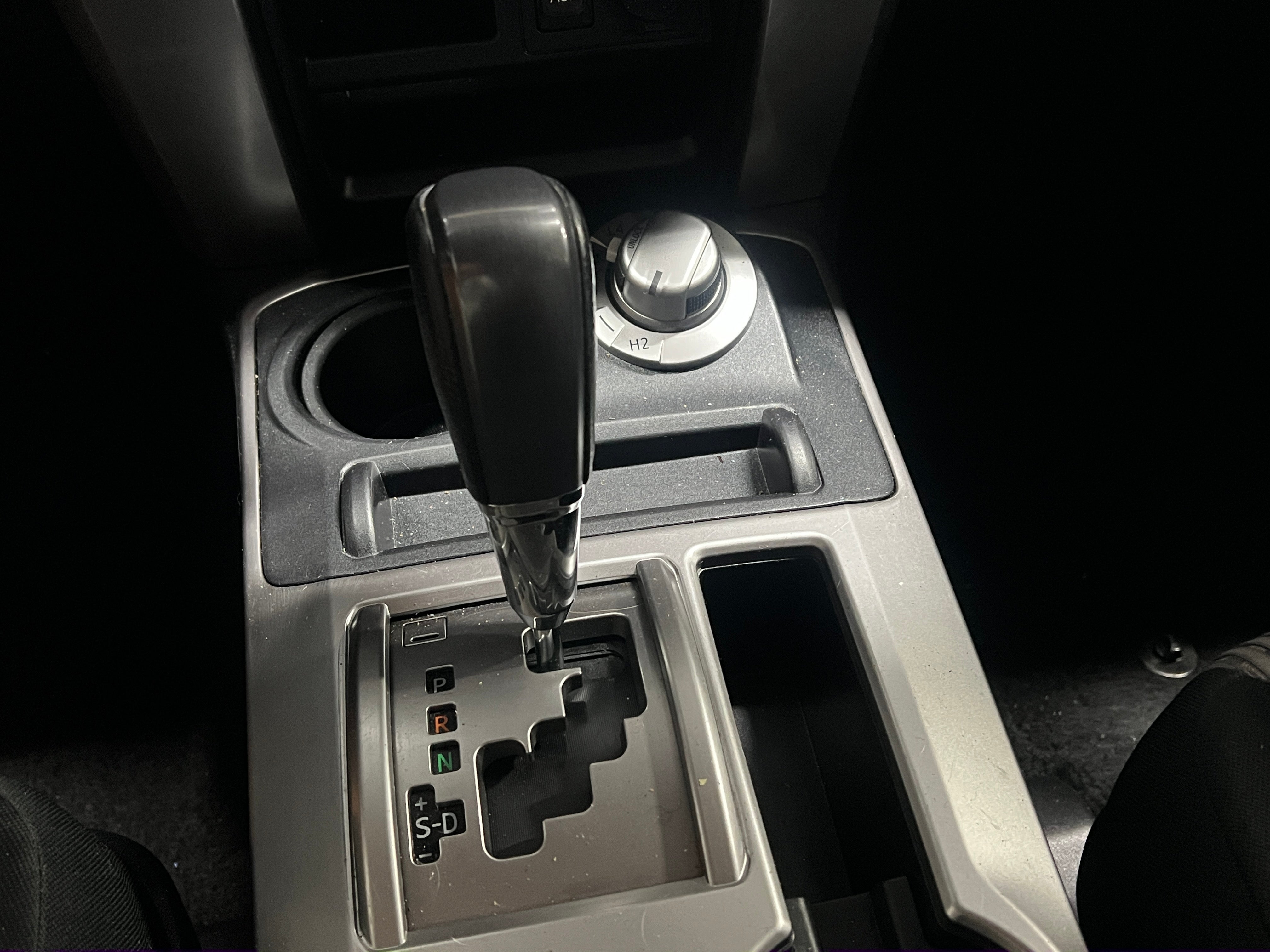 2016 Toyota 4Runner SR5 - Photo 6