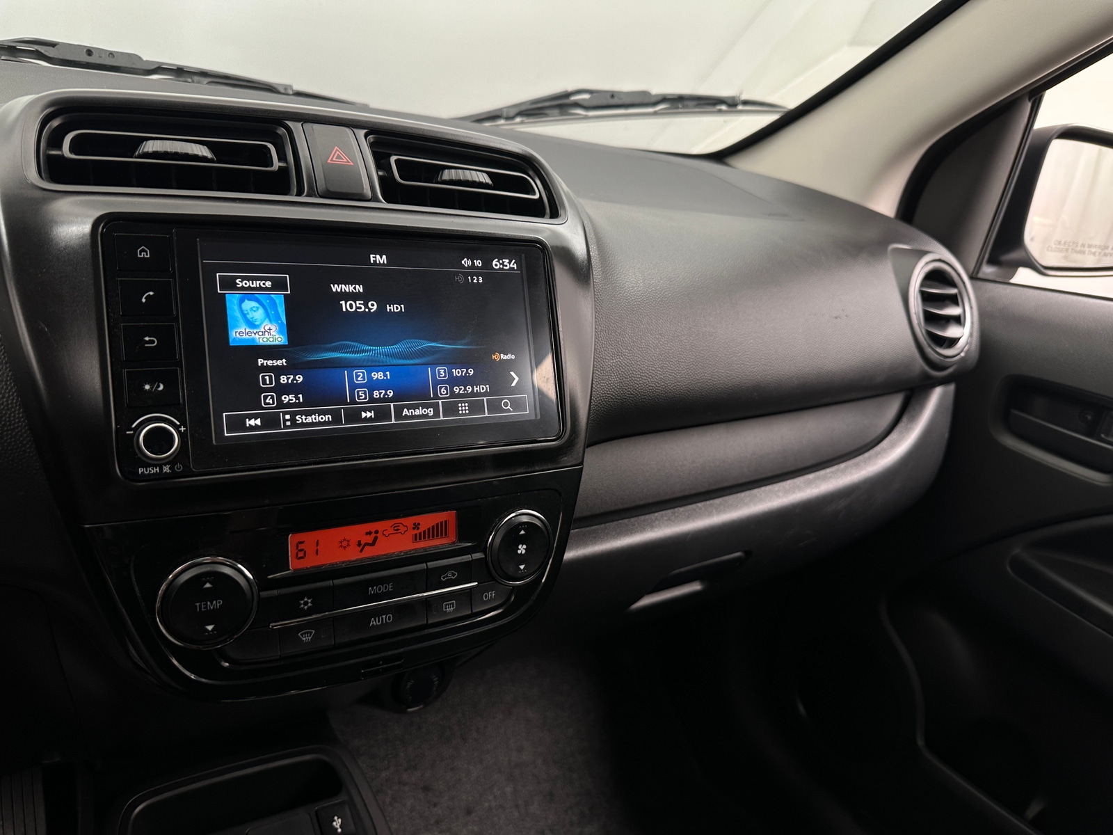 Thumbnail: 2024 Mitsubishi Mirage G4 - 4