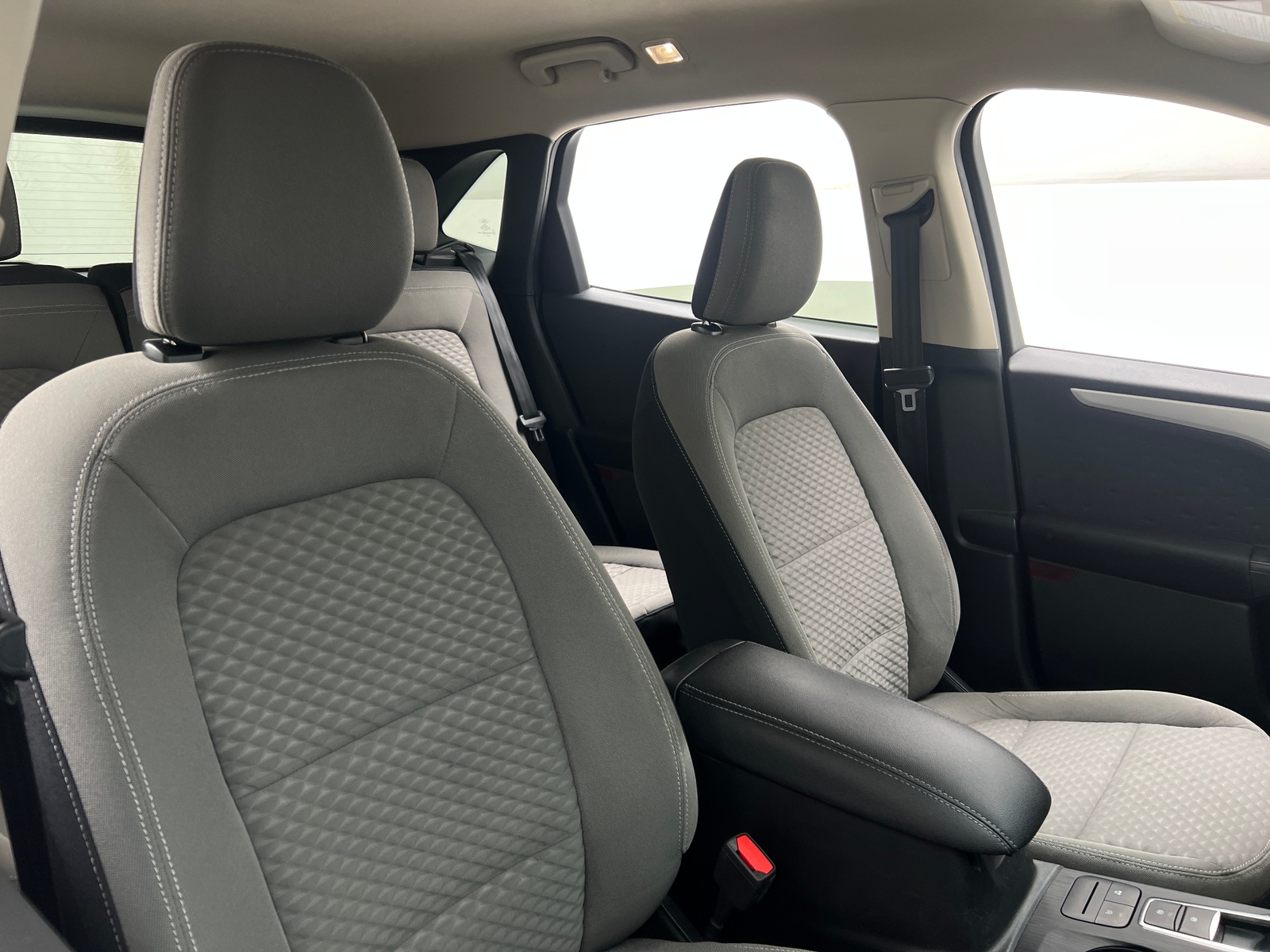 Thumbnail: 2020 Ford Escape - 2