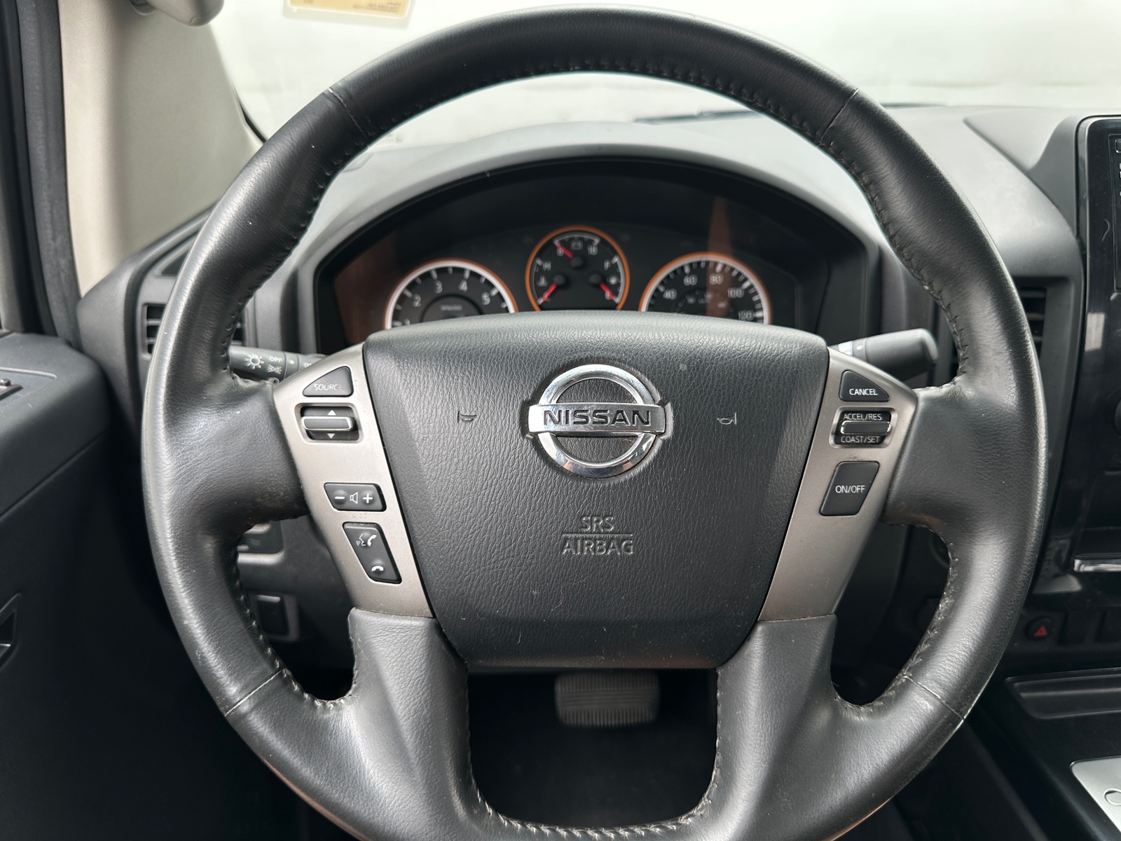 Thumbnail: 2014 Nissan Titan - 5
