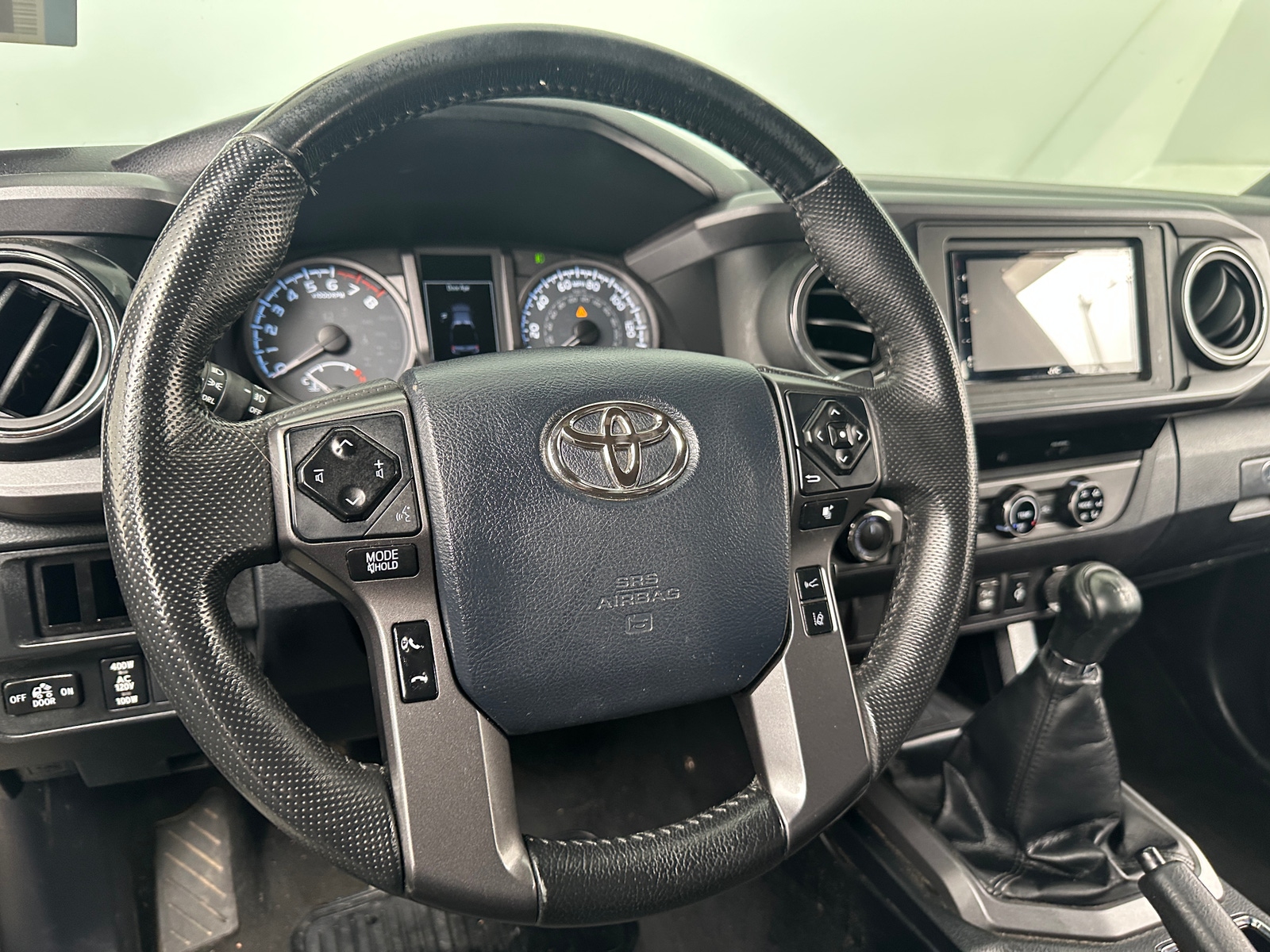 Thumbnail: 2018 Toyota Tacoma - 5