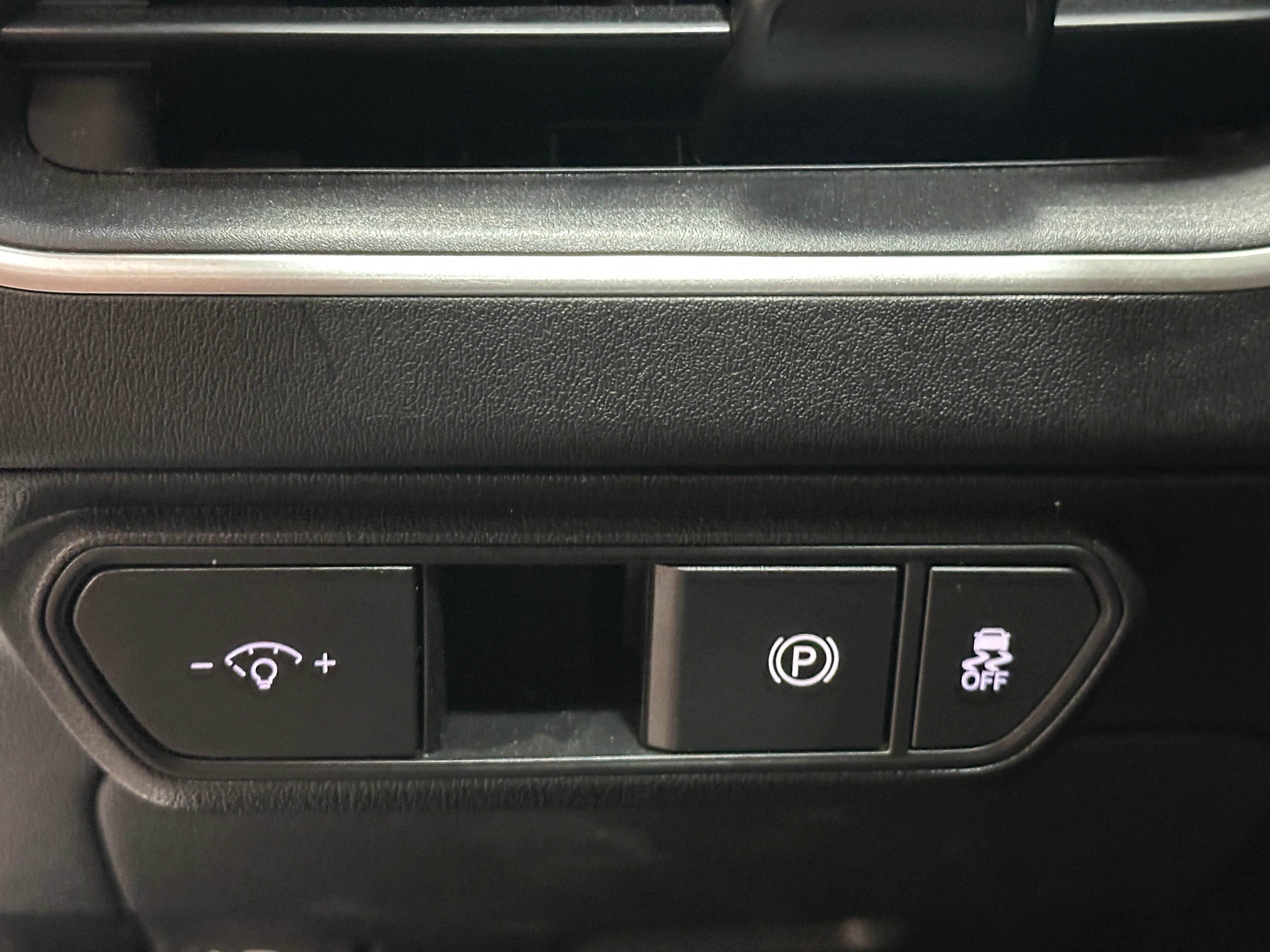 2025 Kia K4 LXS - Photo 2