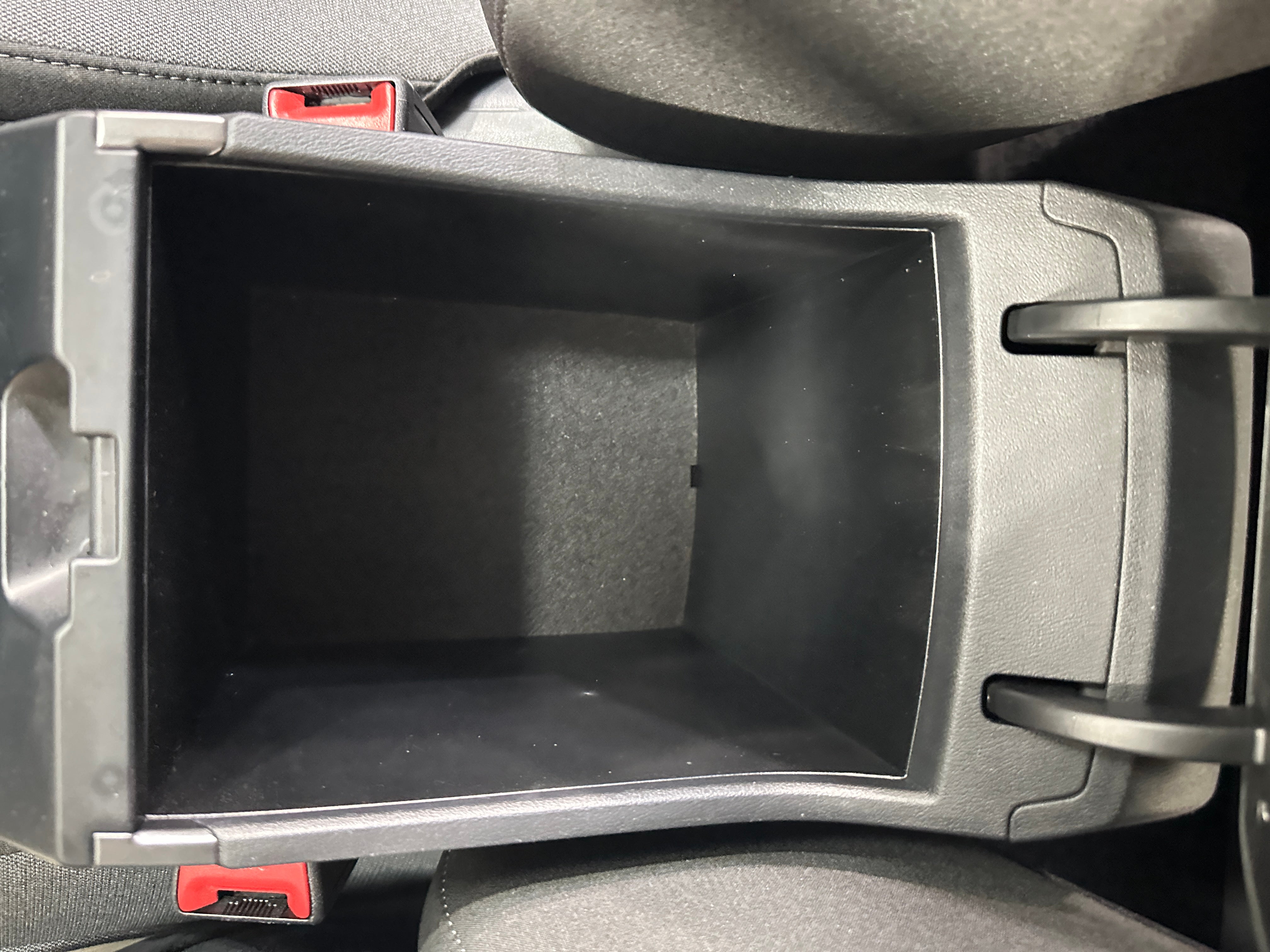2025 Kia K4 LXS - Photo 15