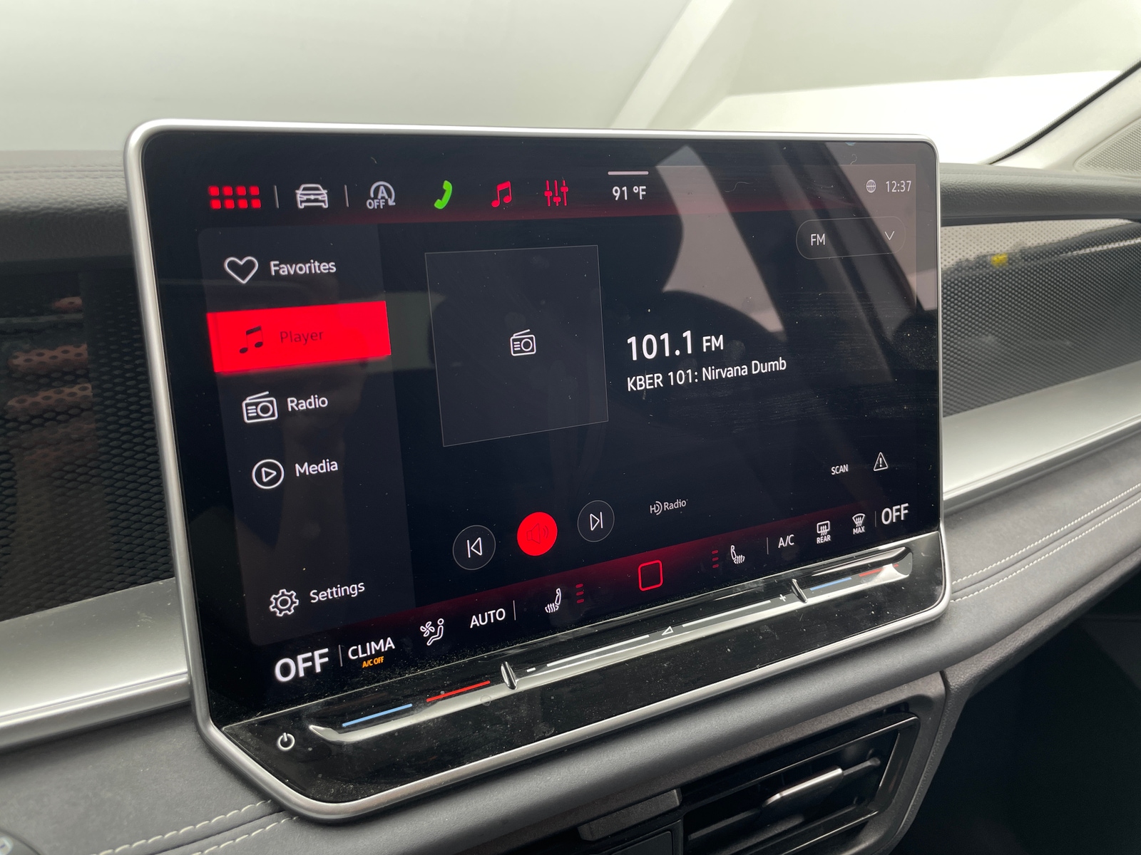 Thumbnail: 2026 Volkswagen Tiguan - 3