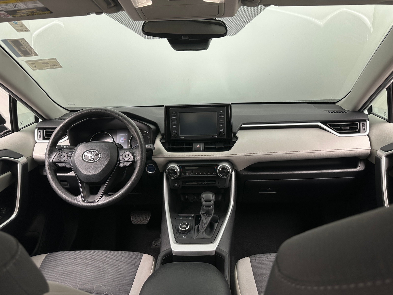 Thumbnail: 2022 Toyota RAV4 - 3